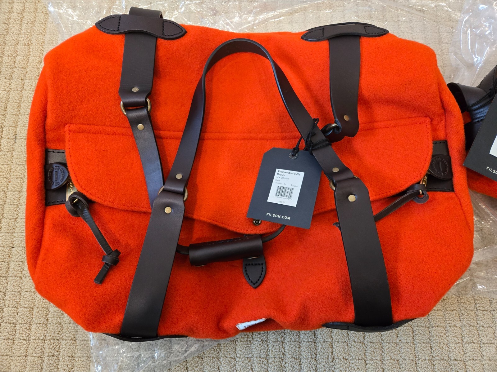 NWT Filson Mackinaw Wool Medium Duffle Made In USA Flame 20263593