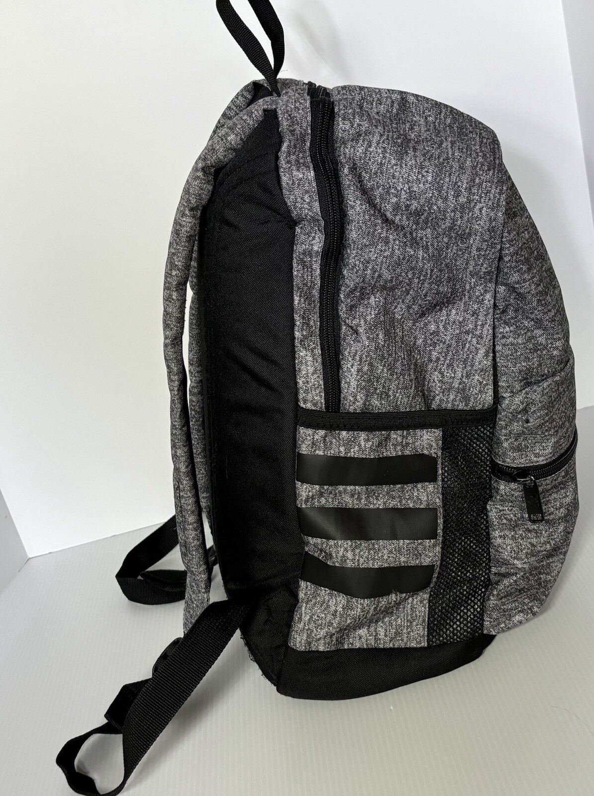 Adidas Originals Trefoil 3 Stripes Logo Backpack – Grey / Black / White Speckle