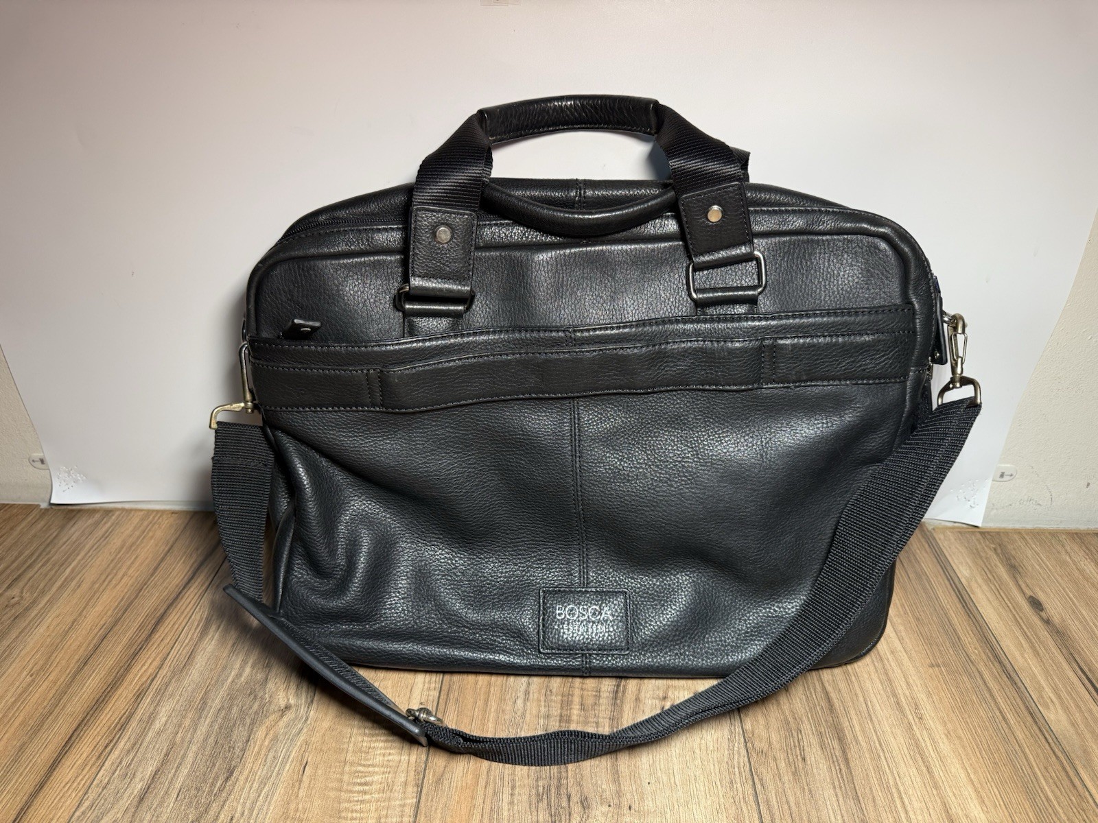 Bosca Full Grain Black Leather Monfrini Stringer Briefcase Laptop Messenger Bag