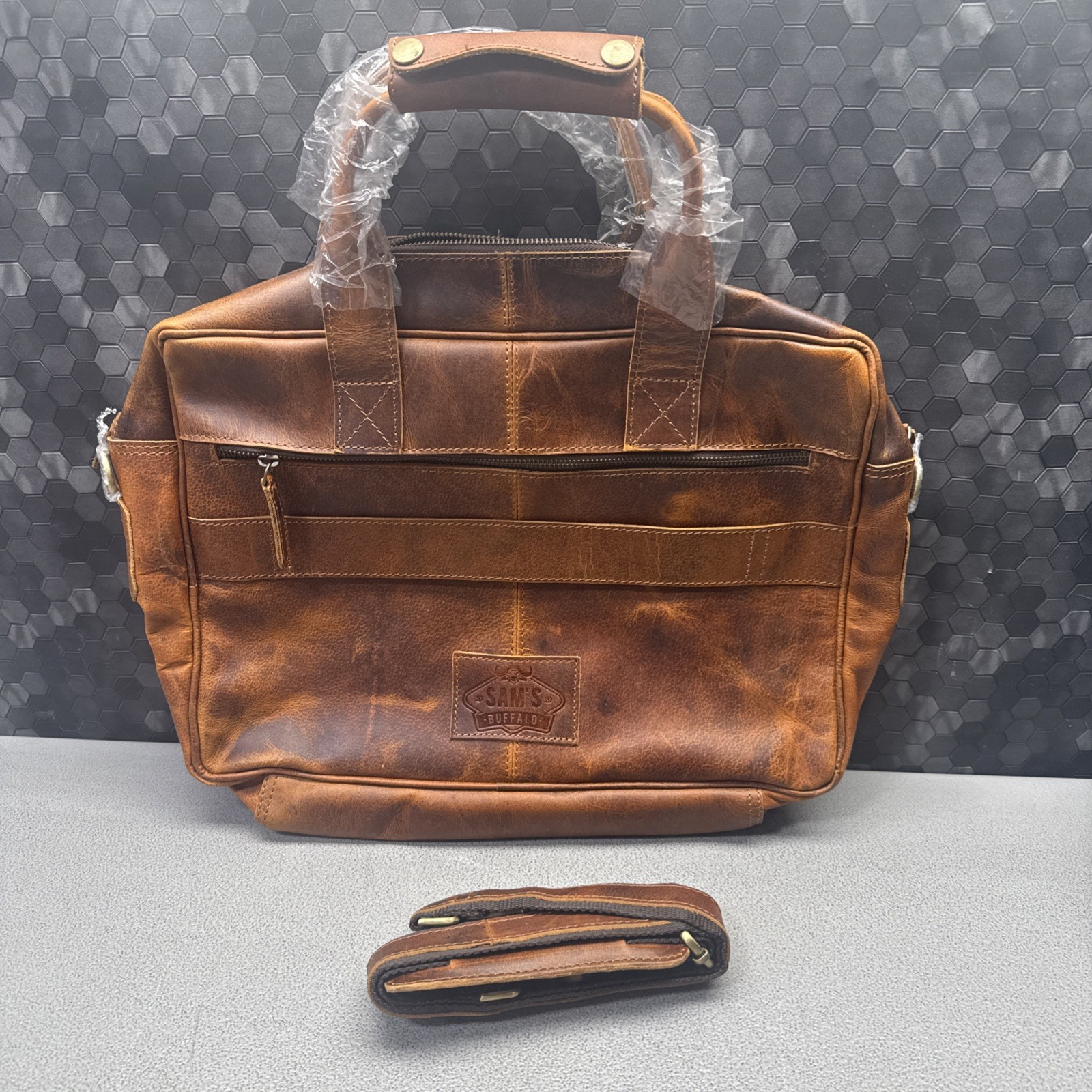 SAM’S BUFFALO LEATHER LAPTOP BRIEFCASE SERENE CARAMEL 15”