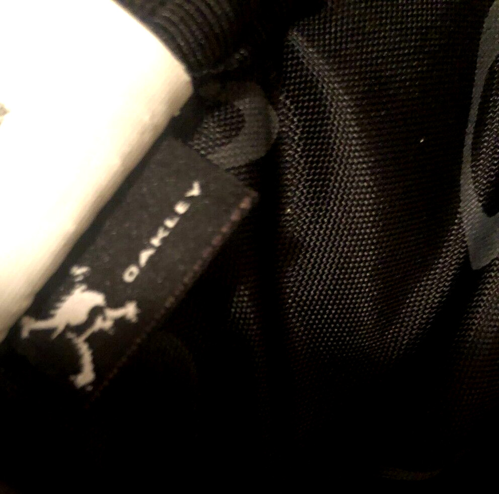 RARE OAKLEY O PACK 4.0 BACKPACK Tactical Field Gear Day Bag Mechanism Latches