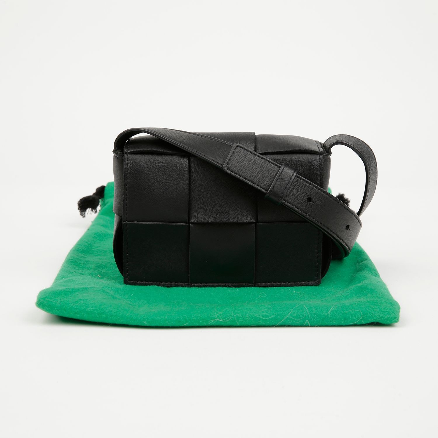 Bottega Veneta Cassette Mini Crossbody Bag Black 157911342 [P]
