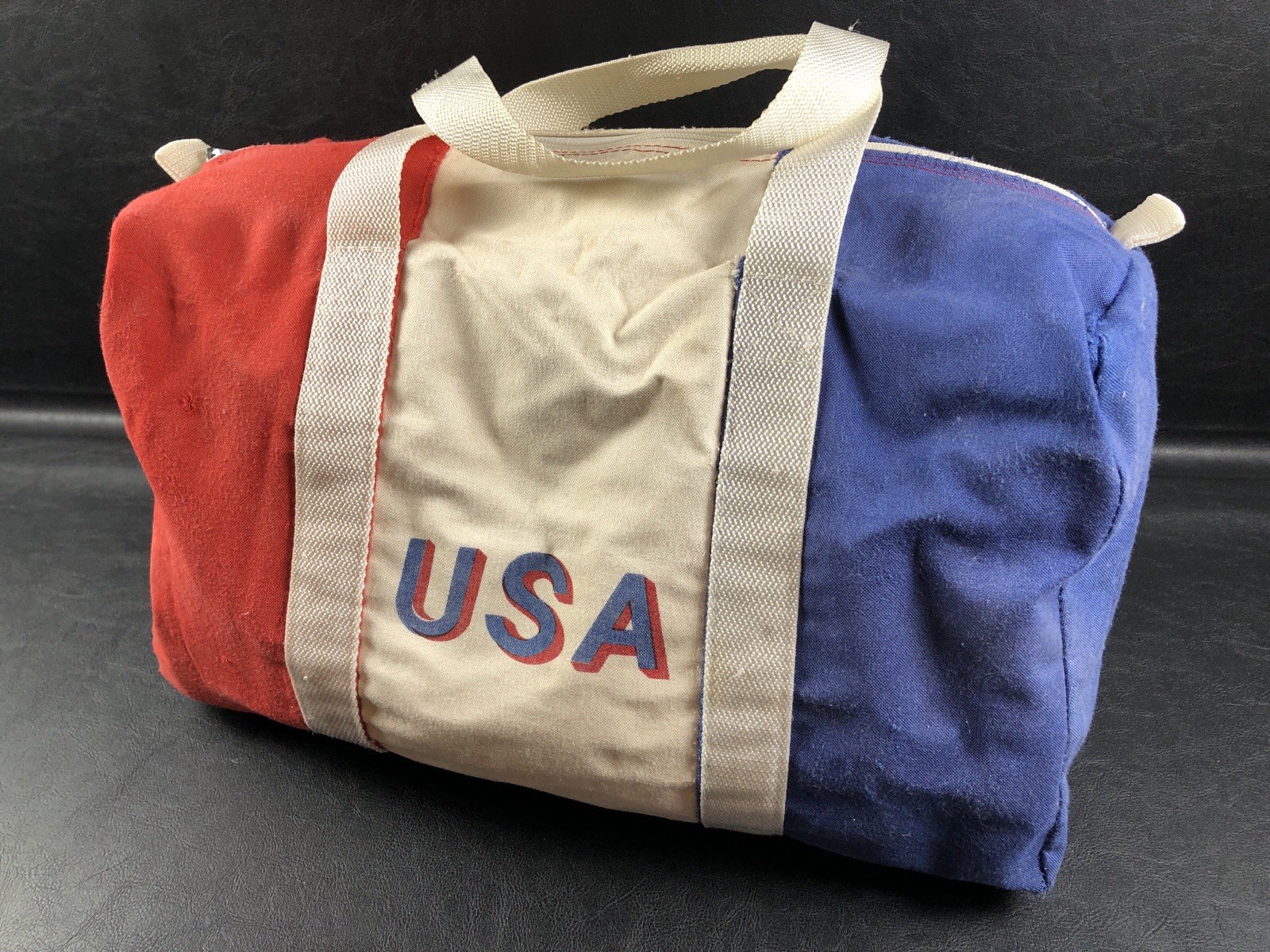 USA Print – Red White Blue – Canvas Zipper Duffle Bag – Made In Korea – Vintage