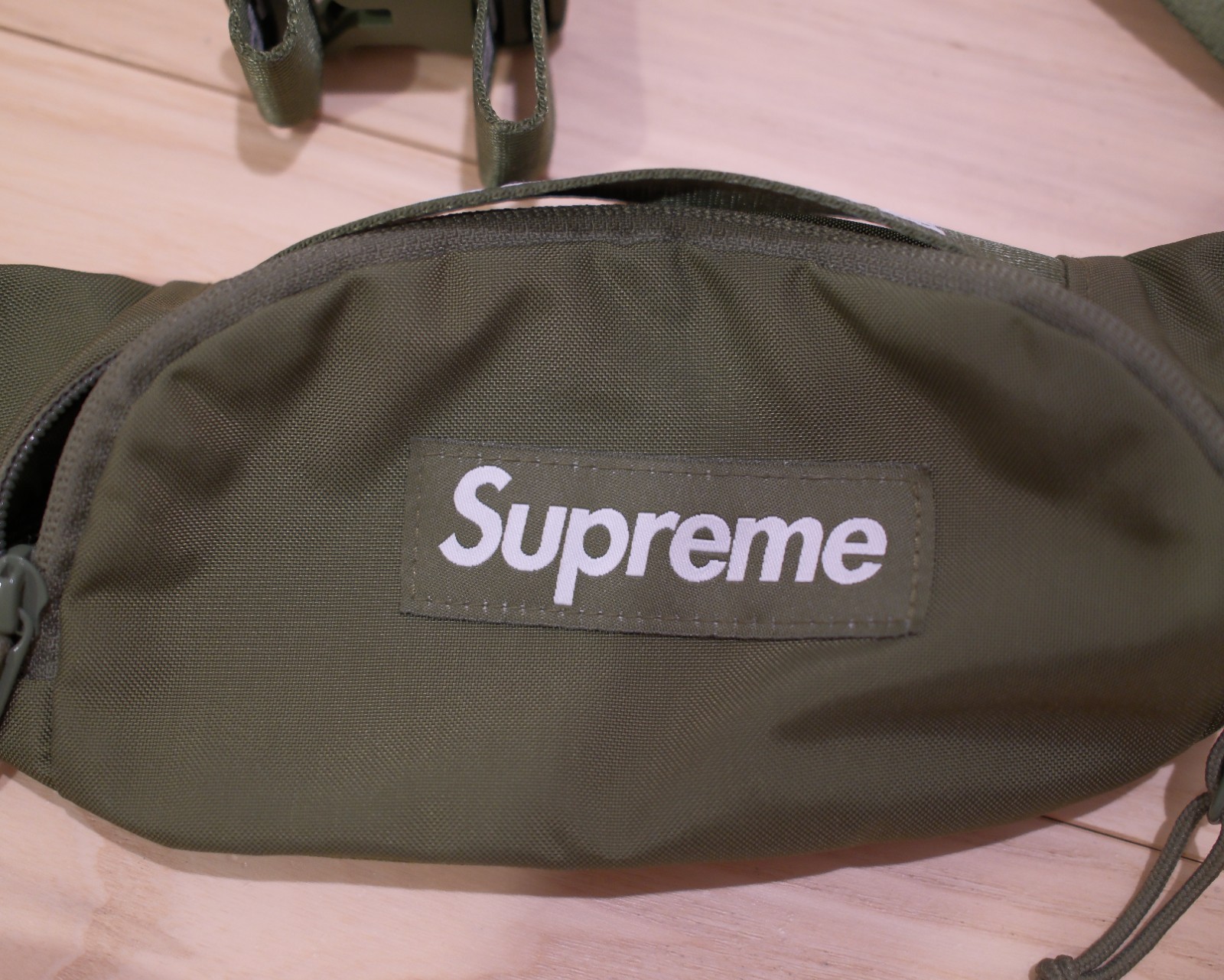 Supreme Water Resistant Nylon Small Waist Bag FW22 Olive