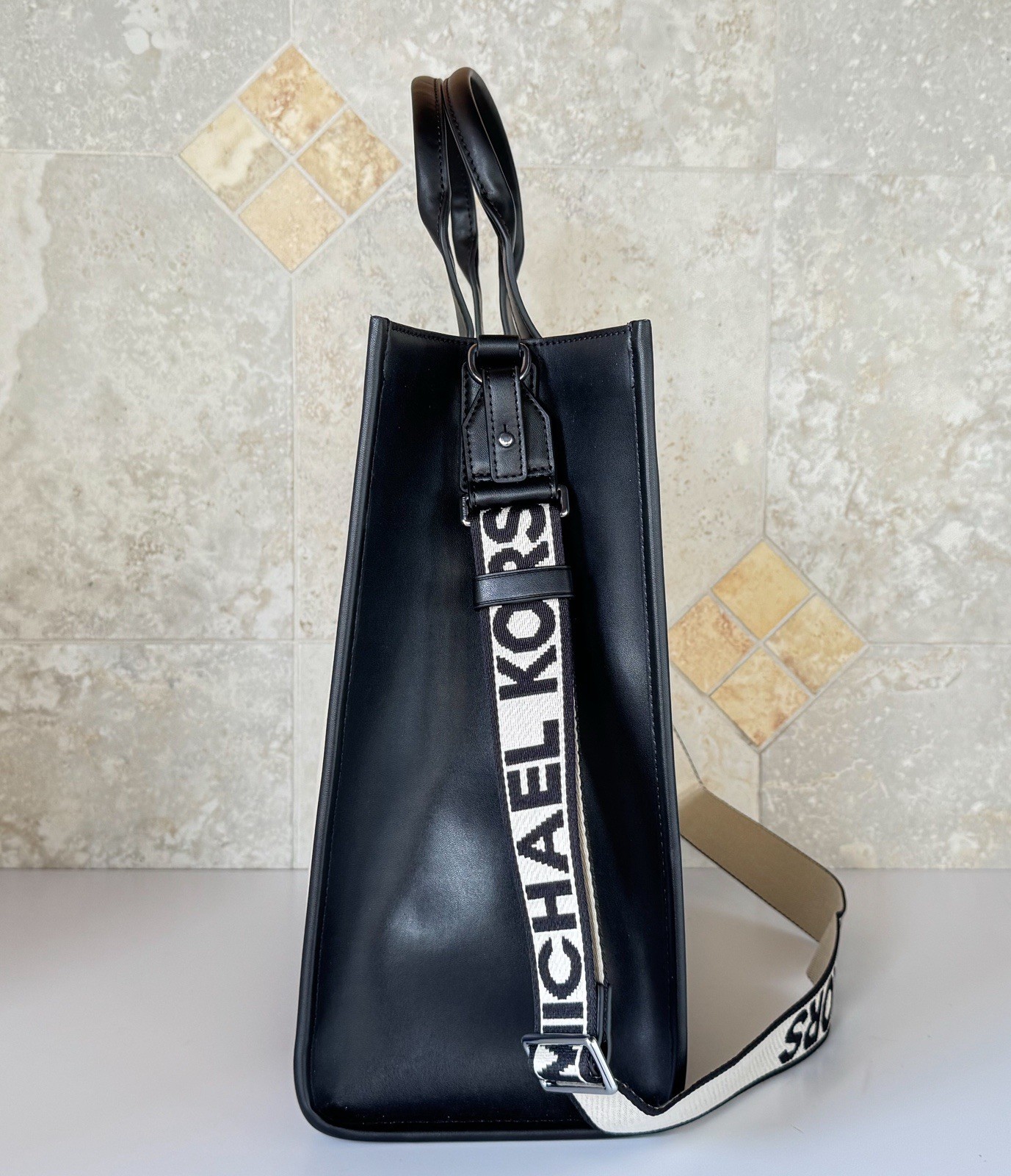 MICHAEL KORS COOPER XL COMMUTER STRUCTURED TOTE SHOULDER BAG NATURAL BLACK