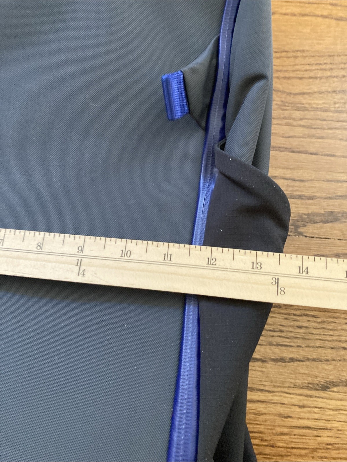 NWT Lululemon Mens More Miles Backpack 25.5L OBSI Black/Blue