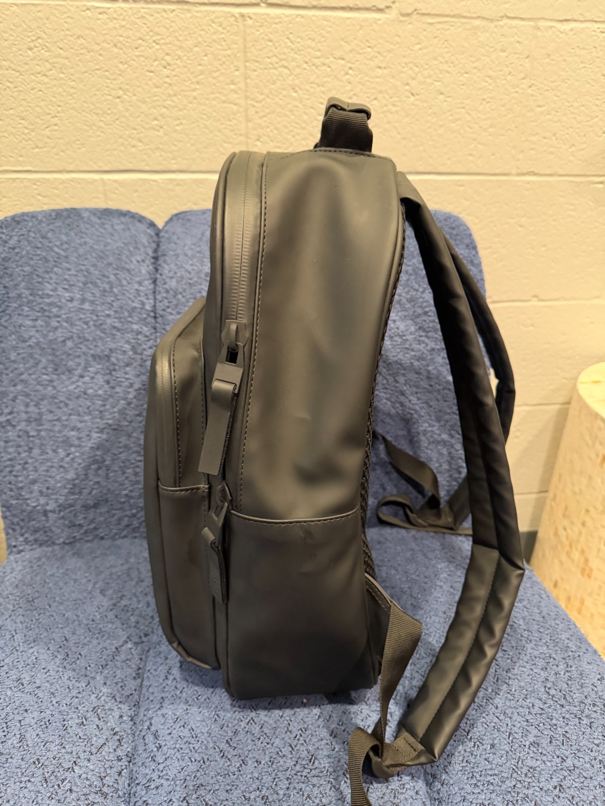 Rains Daypack Backpack (Large) – Black, perfect for larger tech, slightly used