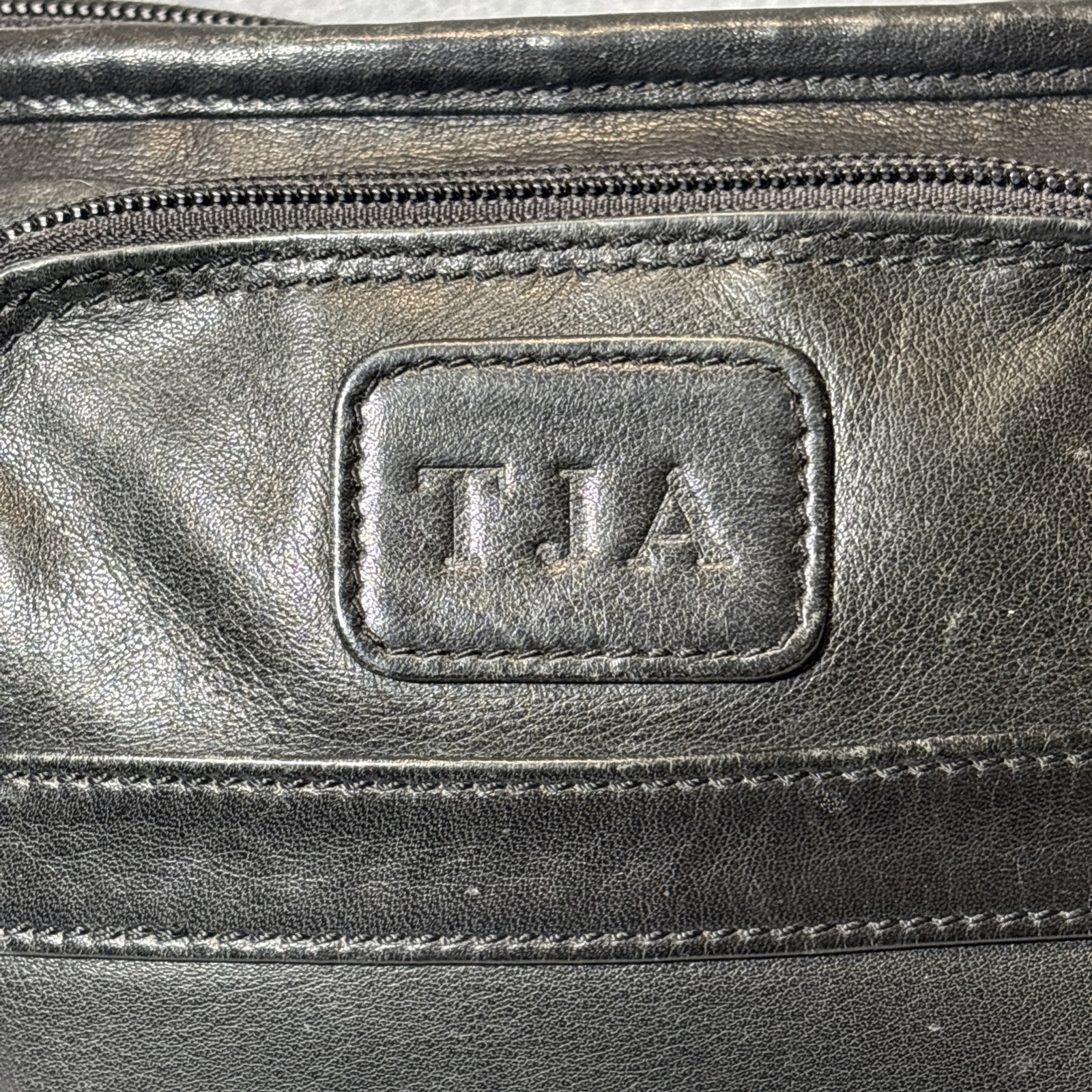 TUMI Second Bag Clutch Bag Leather Black Multi Pocket Japan W/ Charm Authentic