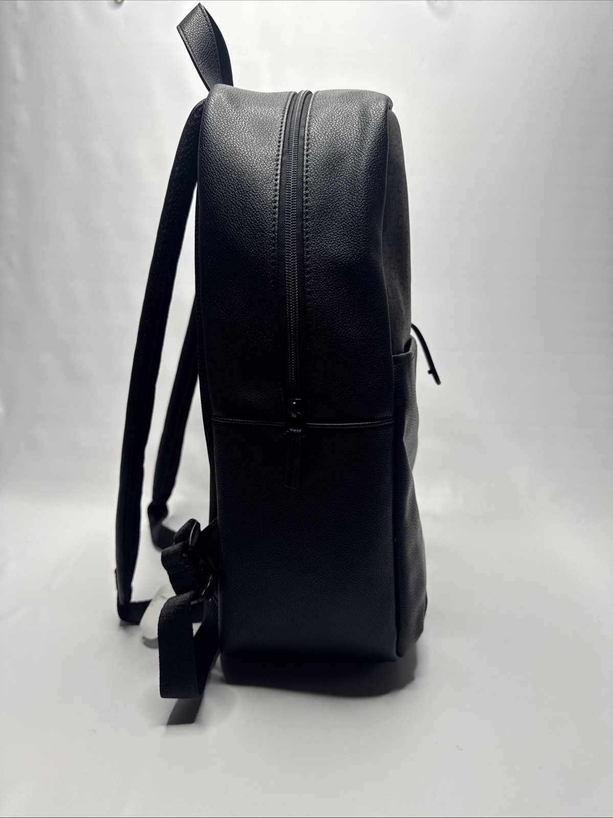 Guess Backpack With Front Latch Pocket Franco Black Style RPK909098 NWT