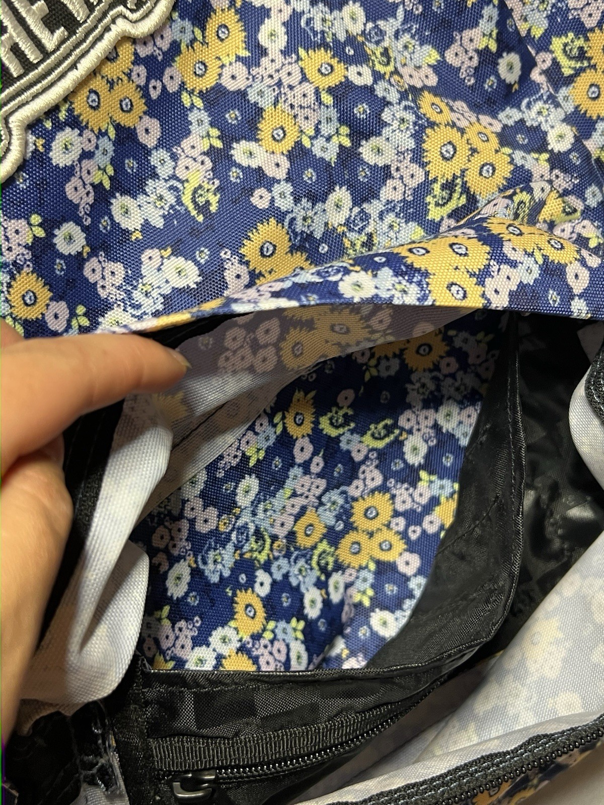 VANS Floral Backpack Blue/Yellow White Pattern Zip Closure Inner/Outer Pockets