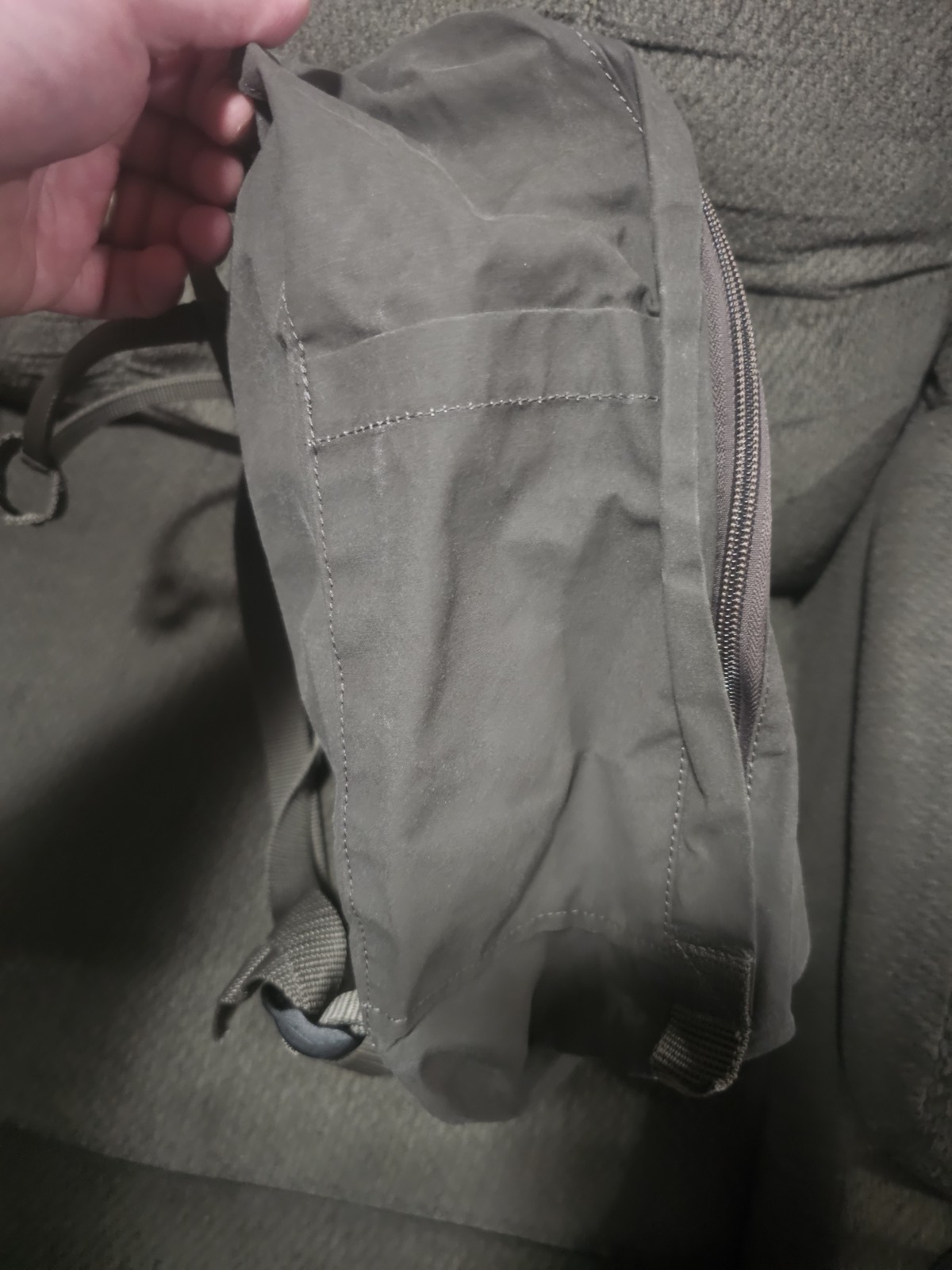Fjallraven Kanken Backpack Gray Grey Classic School Travel Daypack Pack