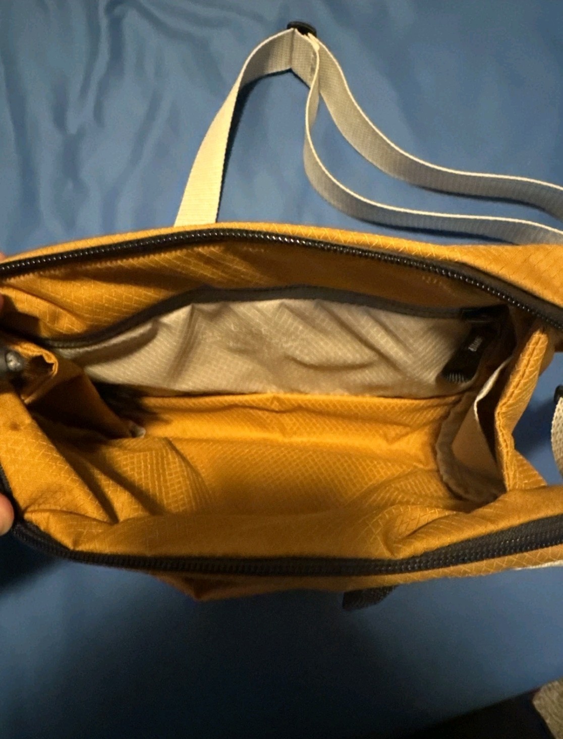 Bellroy Lite Sling Mini 4L