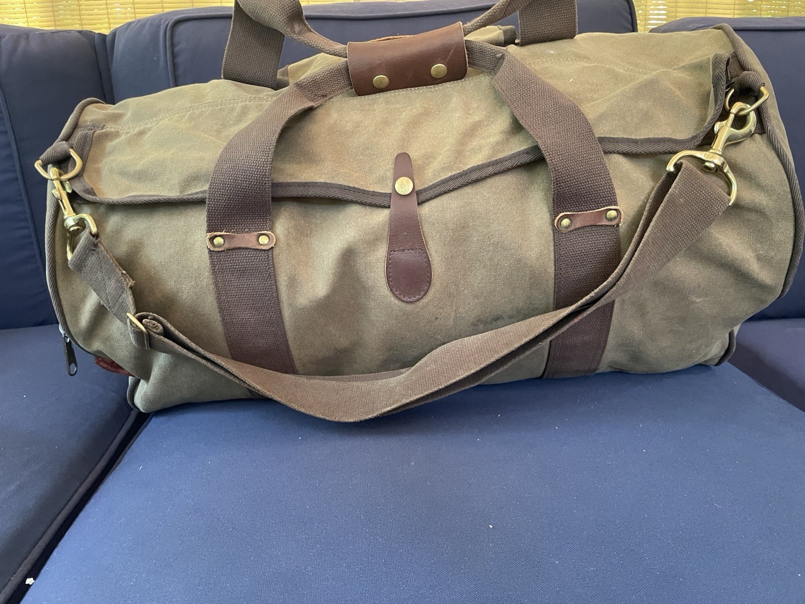 Frost River Explorer Medium Duffel Bag Waxed Canvas Leather Luggage Made in USA