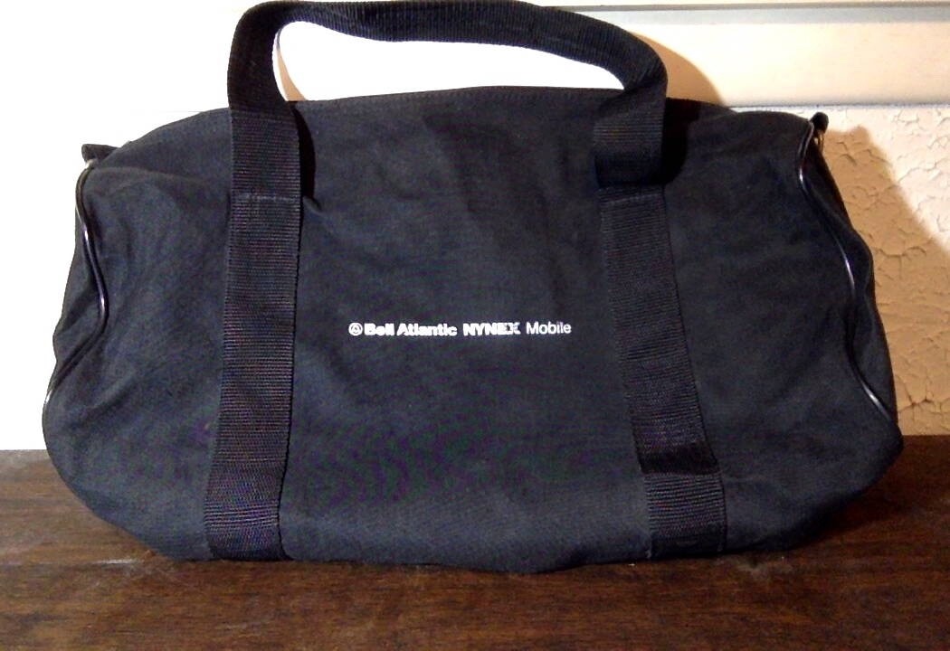 Vintage AIR-TEX Bell Atlantic NYNEX Mobile Branded Black Nylon Duffle Bag Tote