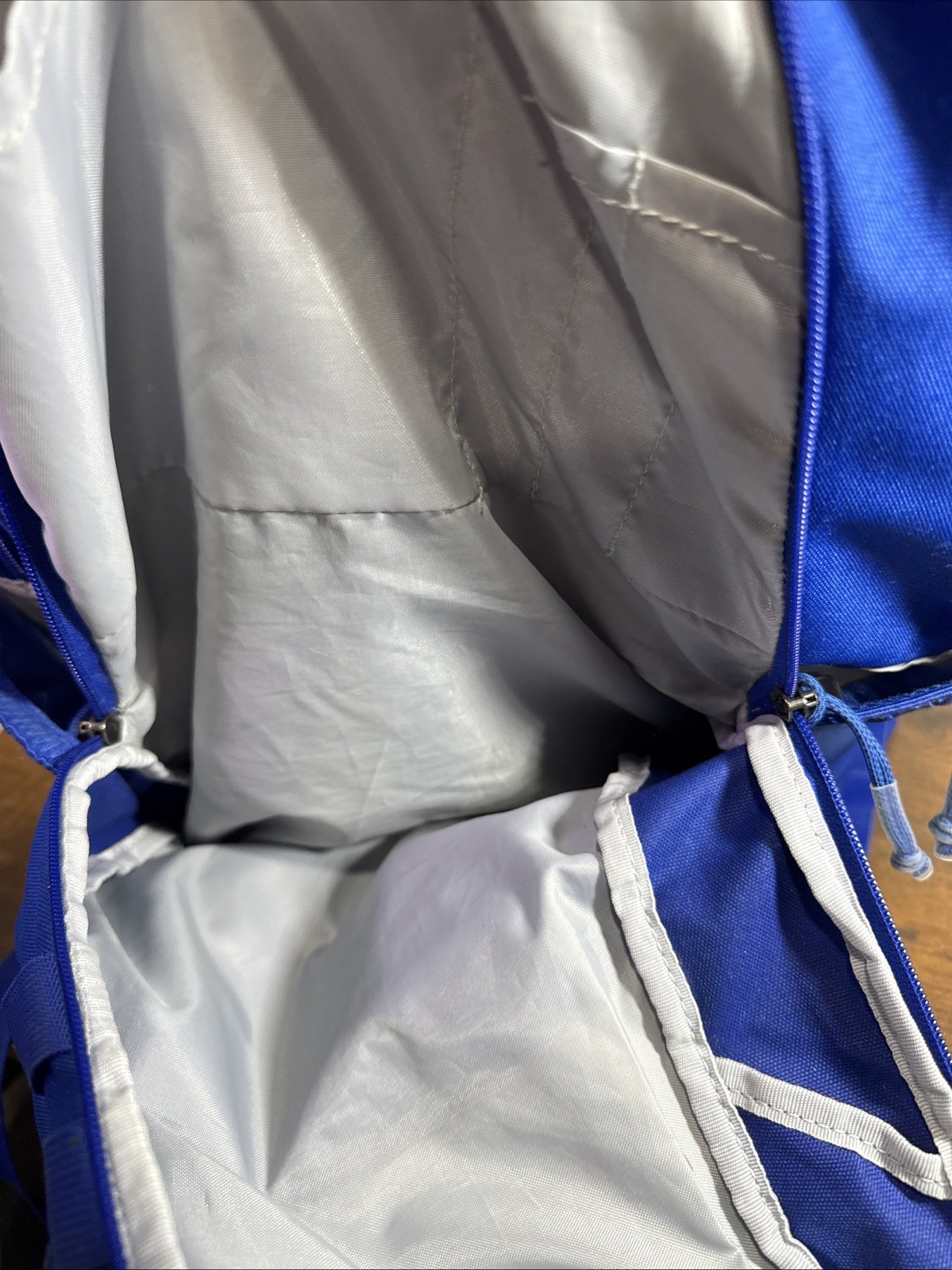 Under Armour Hustle 5.0 Backpack Royal Blue Good Condition All Zippers Function