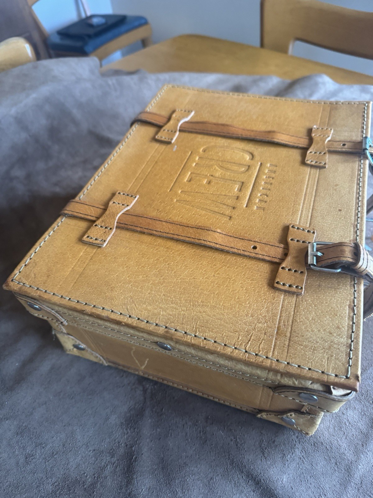 American Crew 15” Leather Bound Men’s Luggage Shaving Case