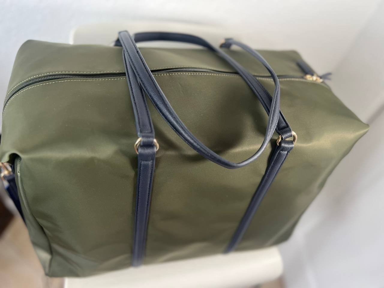 Tommy Hilfiger TH Element Weekender Duffle Bag Olive Green Navy NWT One Size