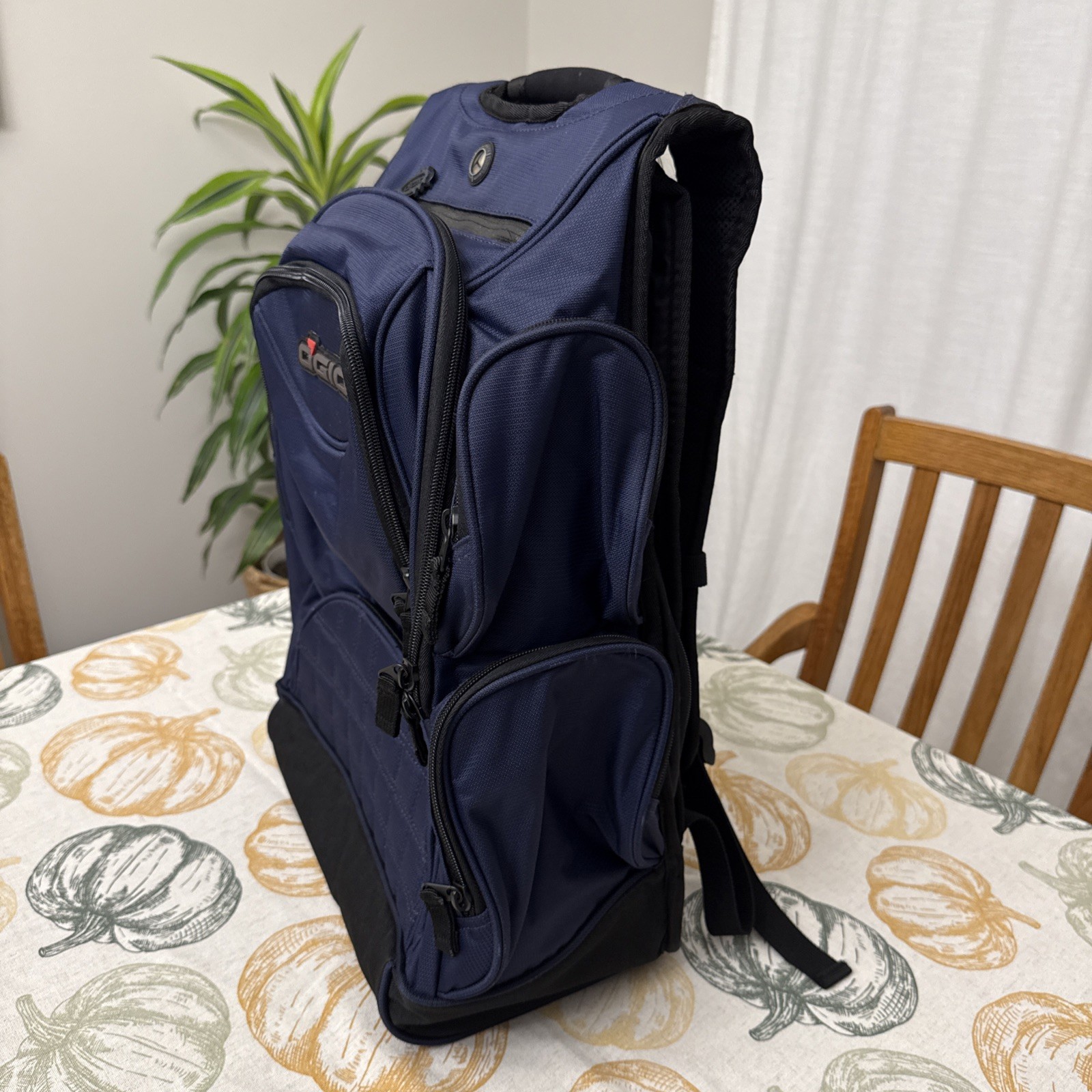 OGIO Metro Backpack Blue 16” Laptop Tech Bag Padded Compartments EUC