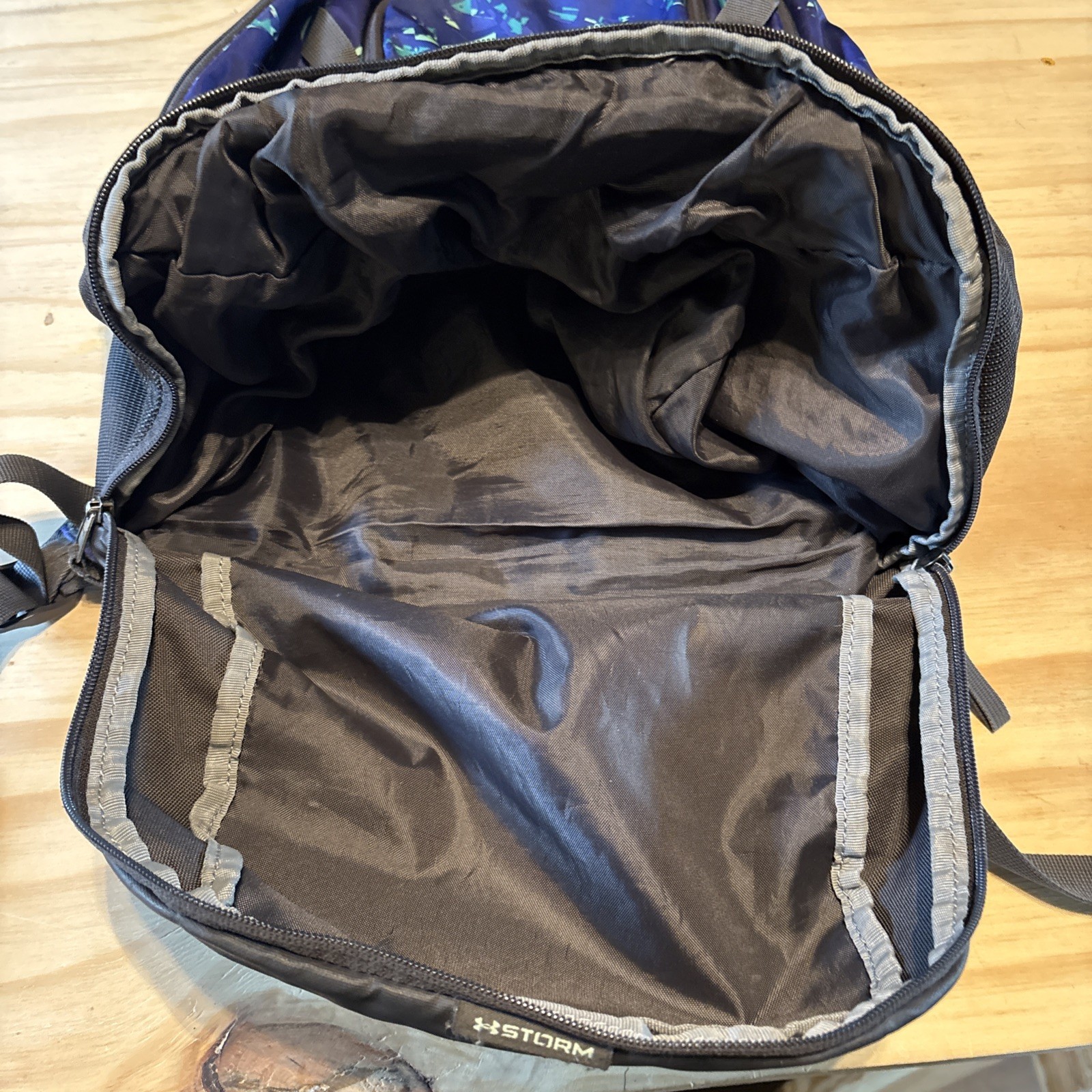 Under Armour Storm Backpack blue Purple School Sports Bag Preowned Very Good