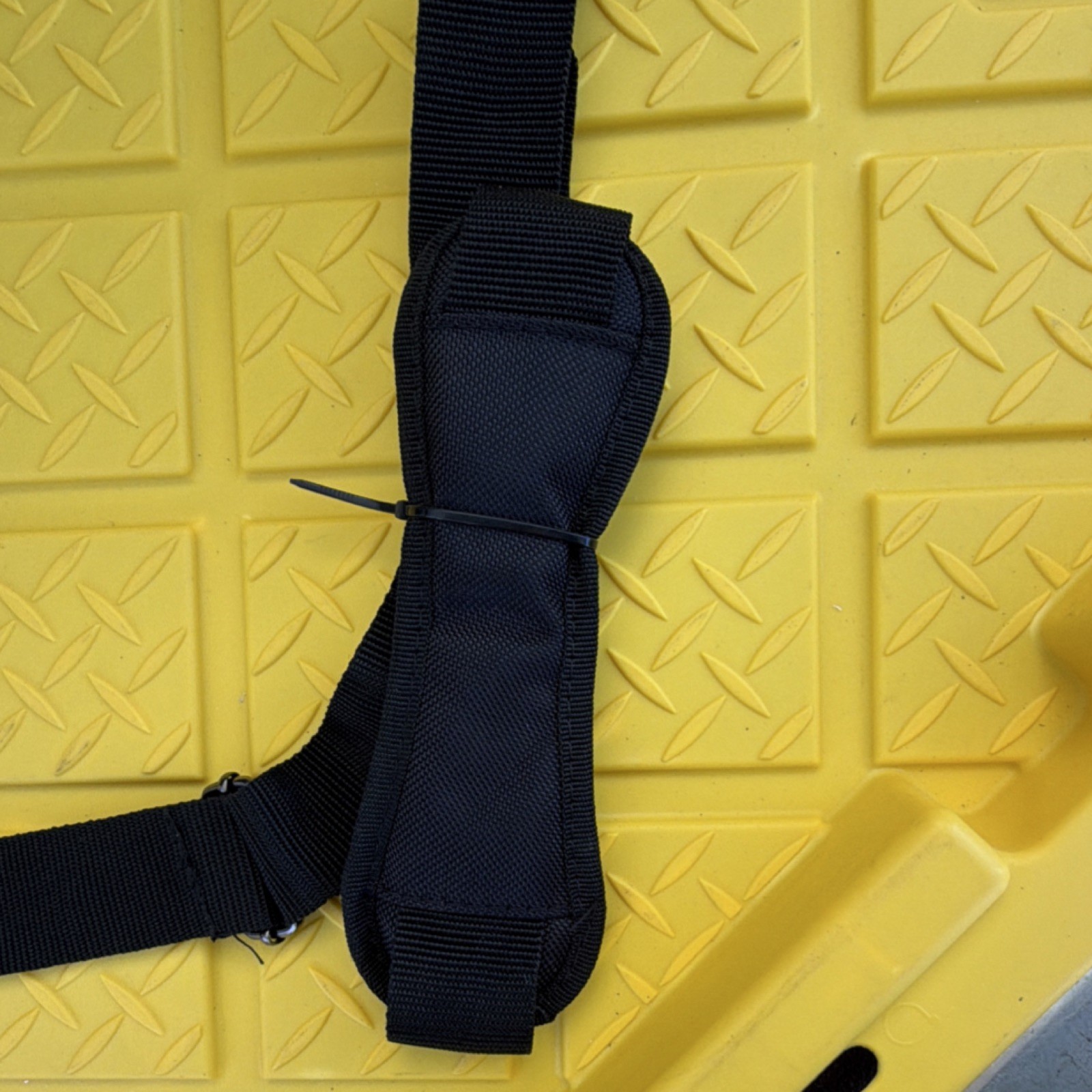 Black Adjustable Shoulder Strap w/ Swivel Snap Clip Hooks, Unisex Adults