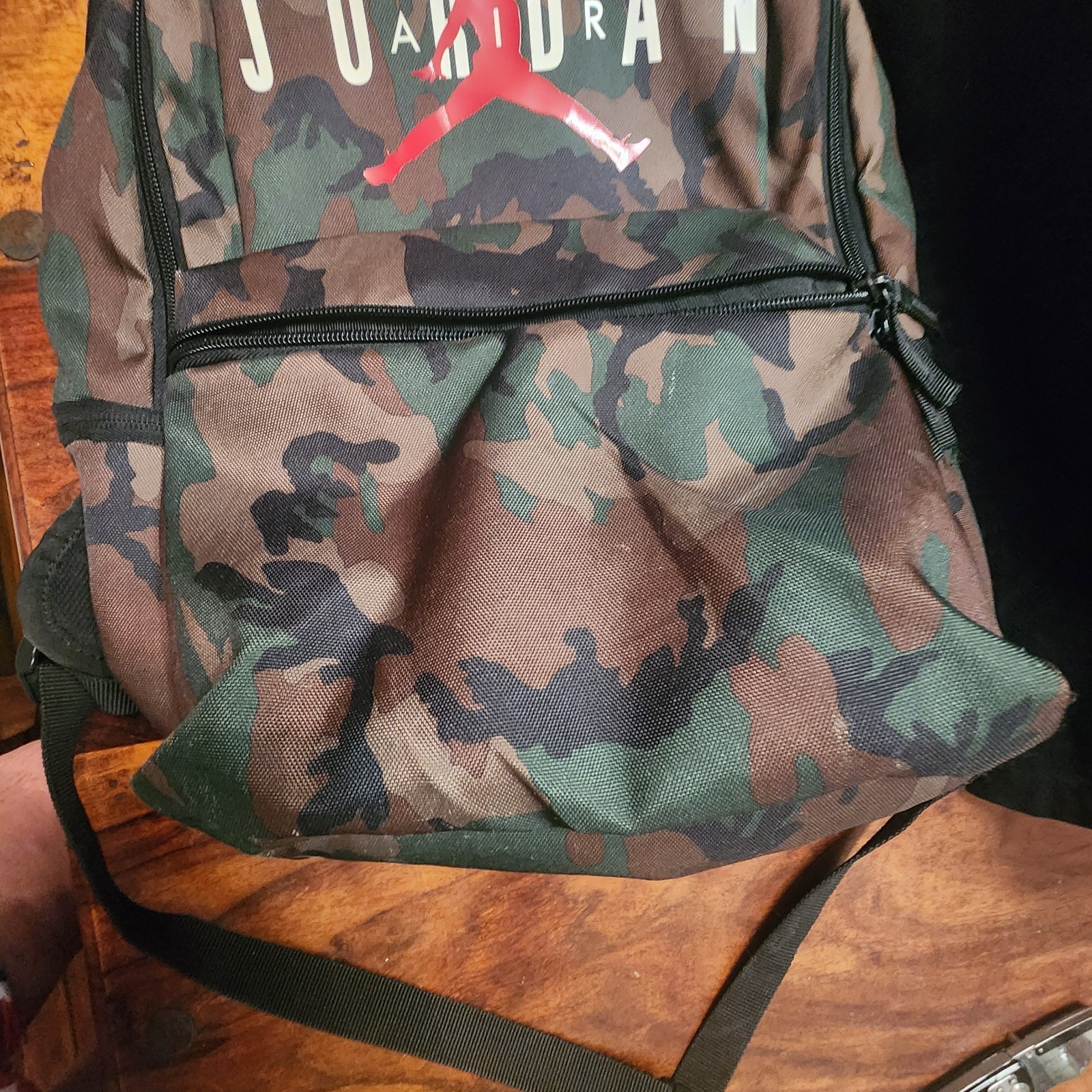 MICHAEL JORDAN AirJordan Camo Jumpman Classic Backpack School Sports Bag Laptop
