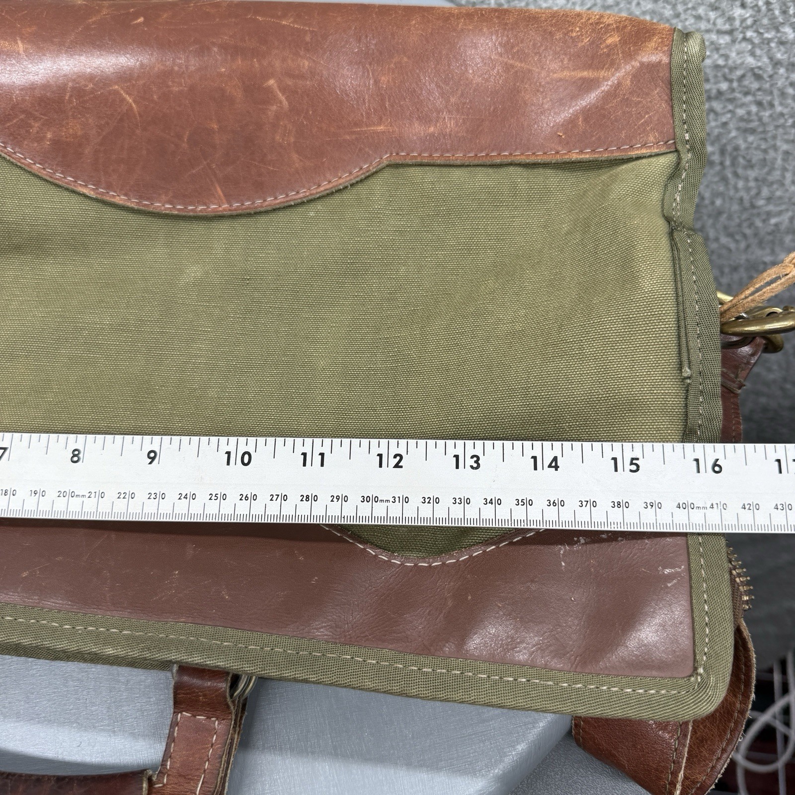 Vintage Orvis Canvas & Leather Briefcase Messenger Bag Shoulder Bag USA Green Ta