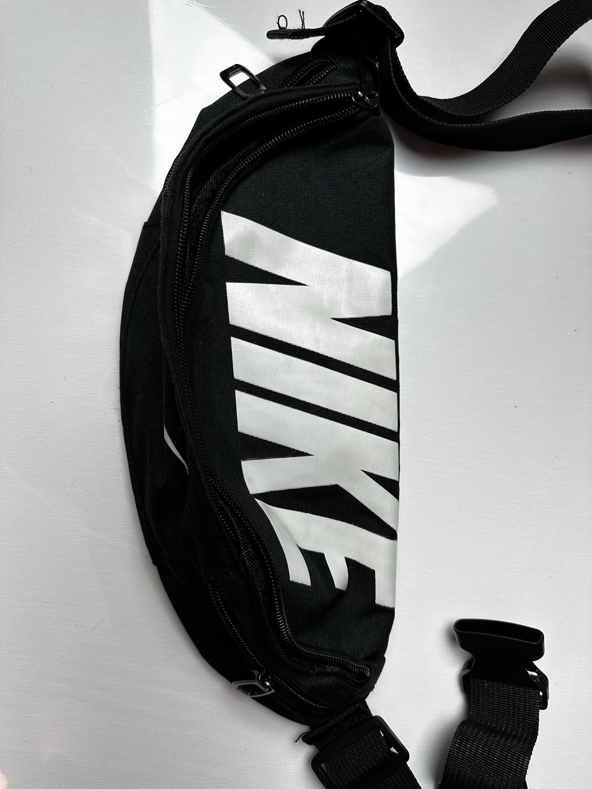 Nike Black Belt Bag Fanny Pack Adjustable Strap Lightweight Sports Casual