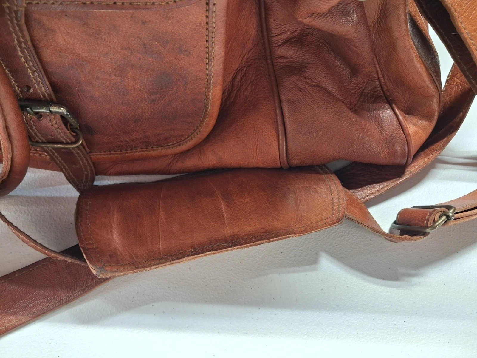 Komal’s Passion Leather 32″ Duffle Bag Adjustable Strap Multi Pocket