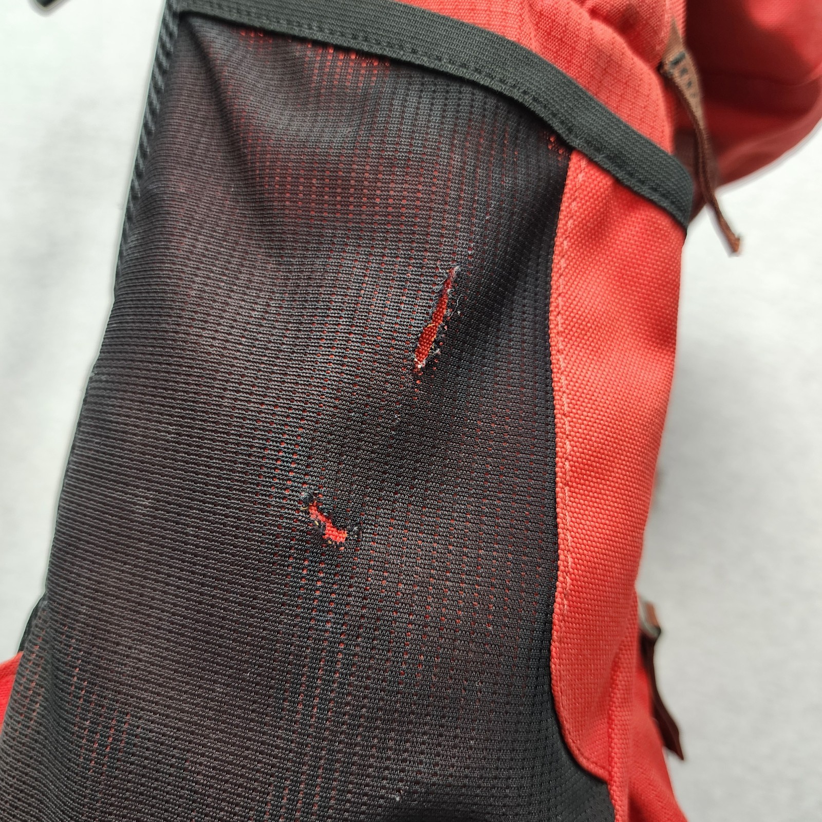 Oakley Backpack Y2K Factory Pilot ON AIR Media Crew 92610-465 16452 Red