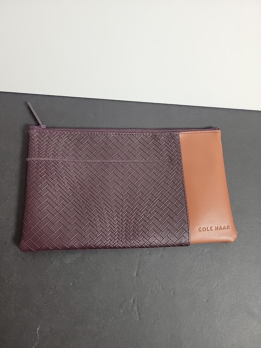Cole Haan X American Airlines Maroon Beige Amenity/Cosmetic Pouch 9.5″ X 5.5″