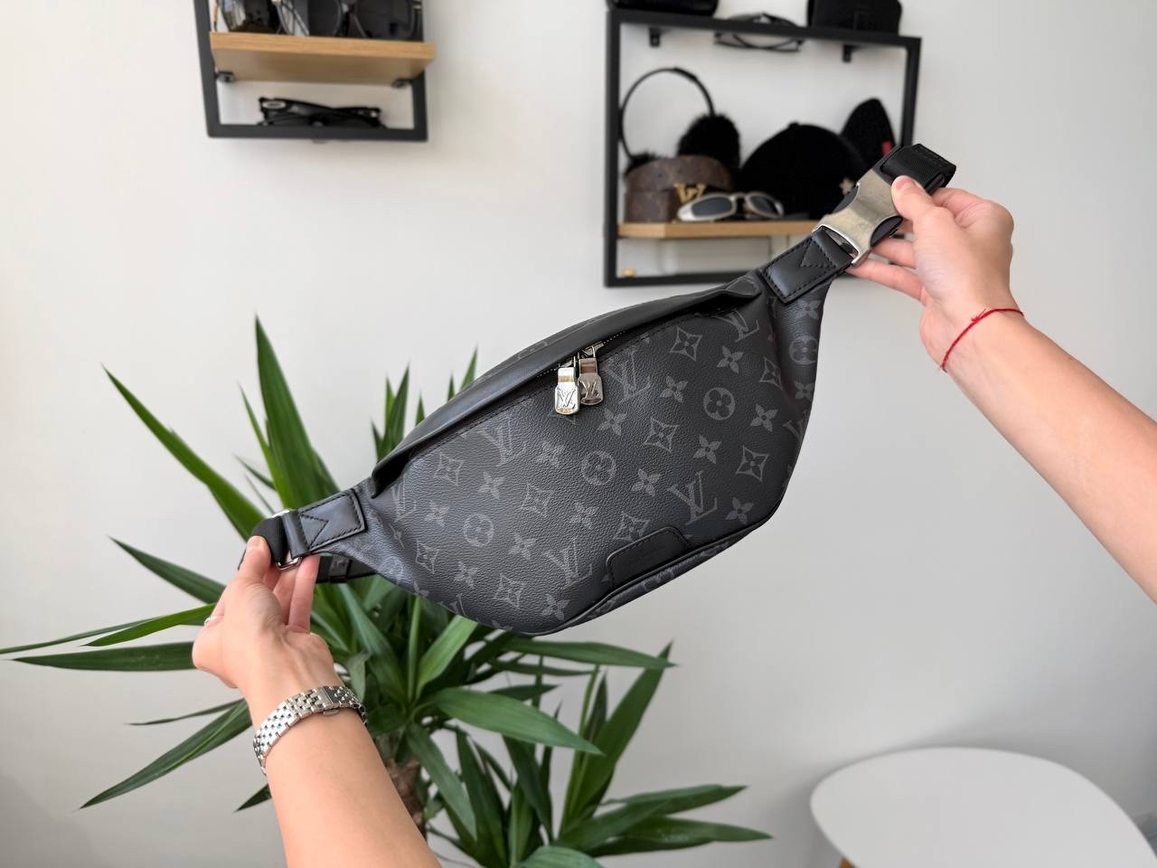 Authentic Louis Vuitton Discover Leather Monogram Bumbag PM Shadow Mens