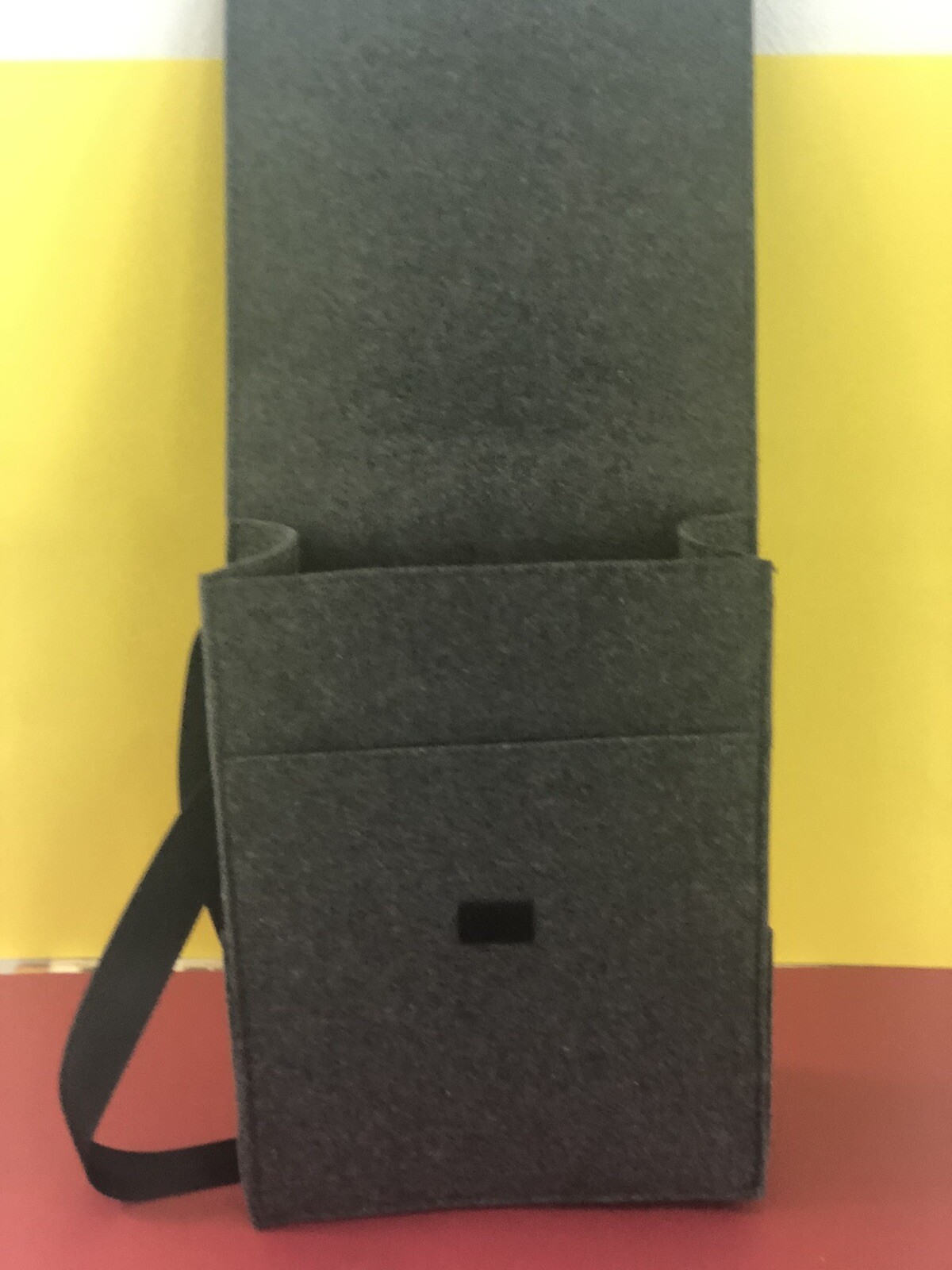 Paul Mitchell Gray Flannel Messenger Bag – Stylish and Functional! Unisex!