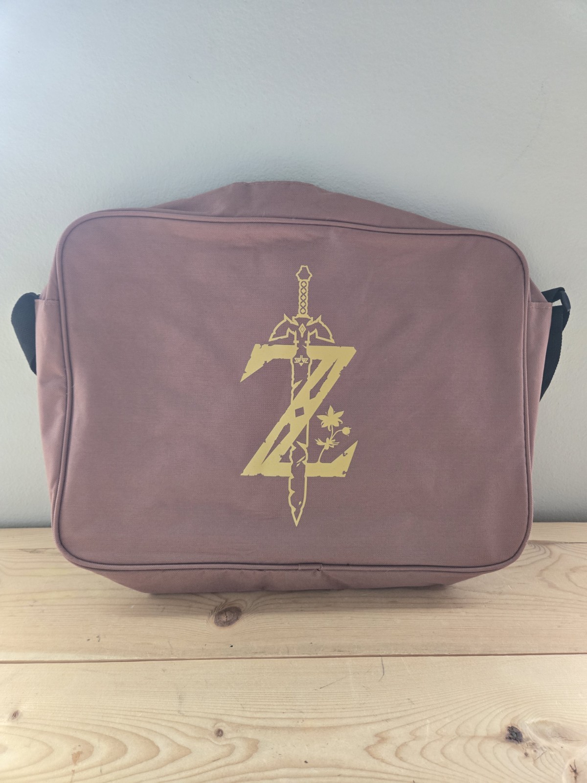 Legend of Zelda Brown Messenger Bag – Laptop -Game 16”x11”x 3.5” Nintendo Bag