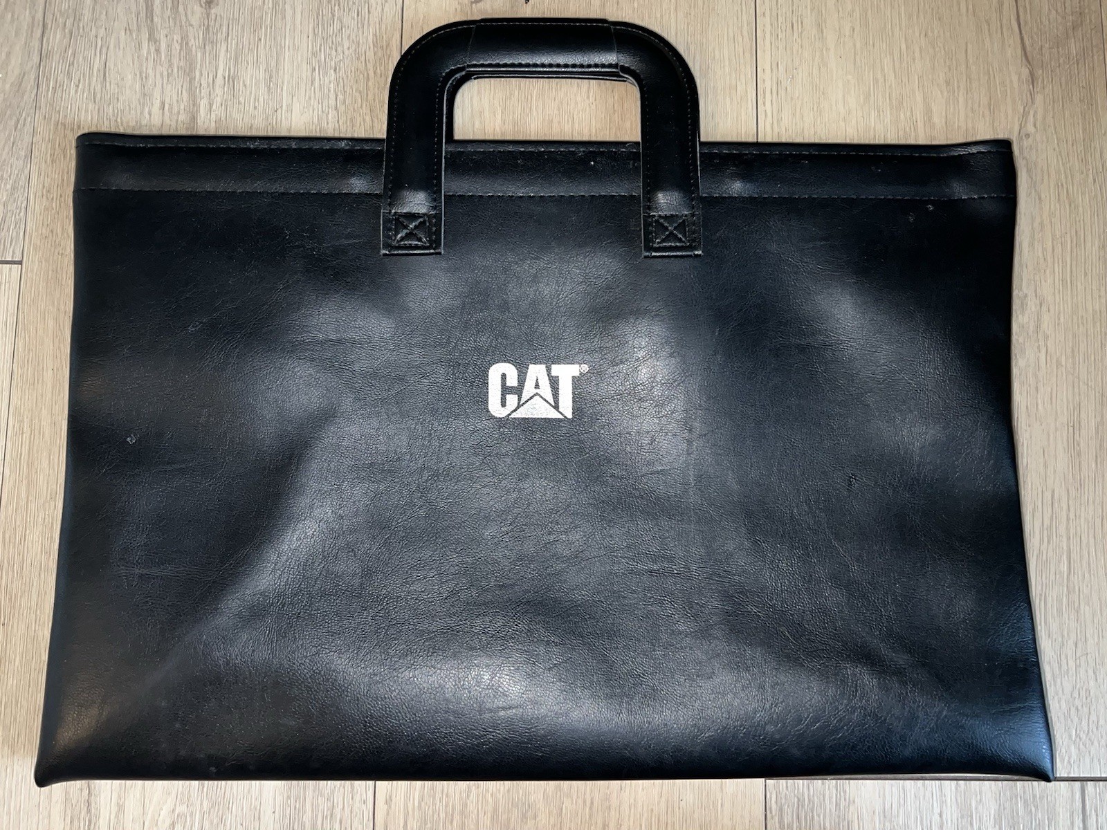 Vtg Caterpillar CAT Leather Portfolio Briefcase Document Bag Metal Frame Black