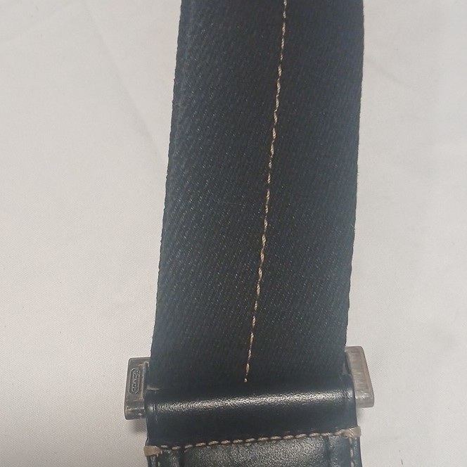 Coach Gray/Black Solid Messenger Bag, Adjustable Strap, Outer Pockets, Lined