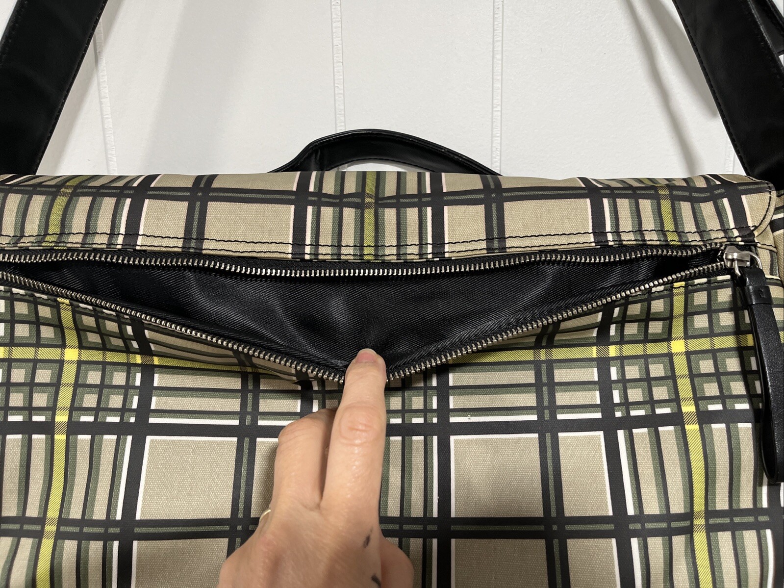 Bodhi Tan Plaid Coated Linen Shoulder Handbag computer cross body XLarge
