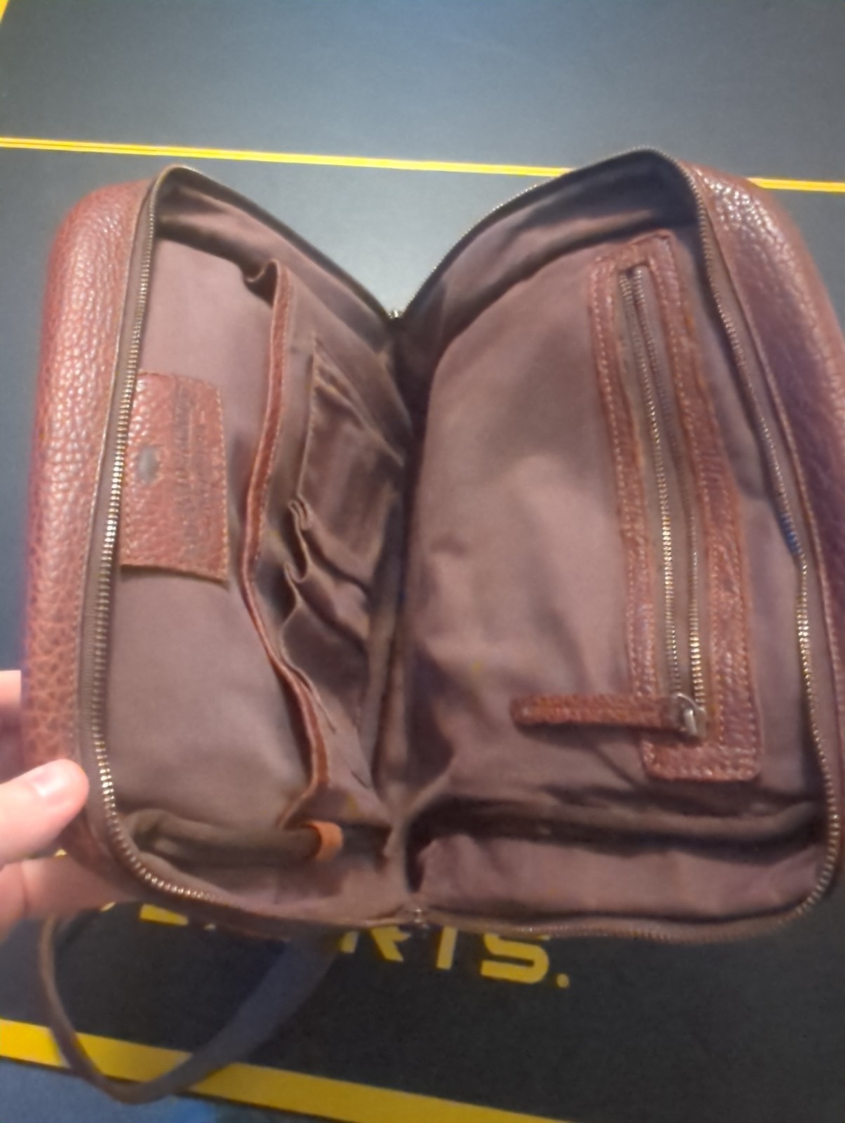 Buffalo Jackson Trading Co. Leather Messenger Bag/Backpack
