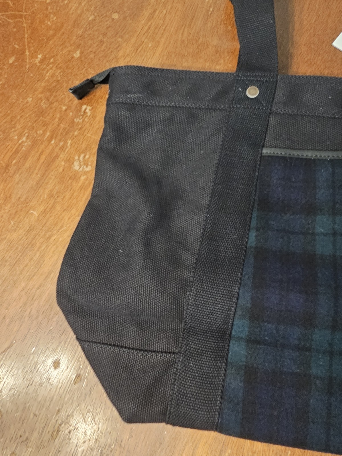 Pendleton Woolen Mills Brodie Black & Plaid Canvas Tote Duffle Bag Zip Close NEW