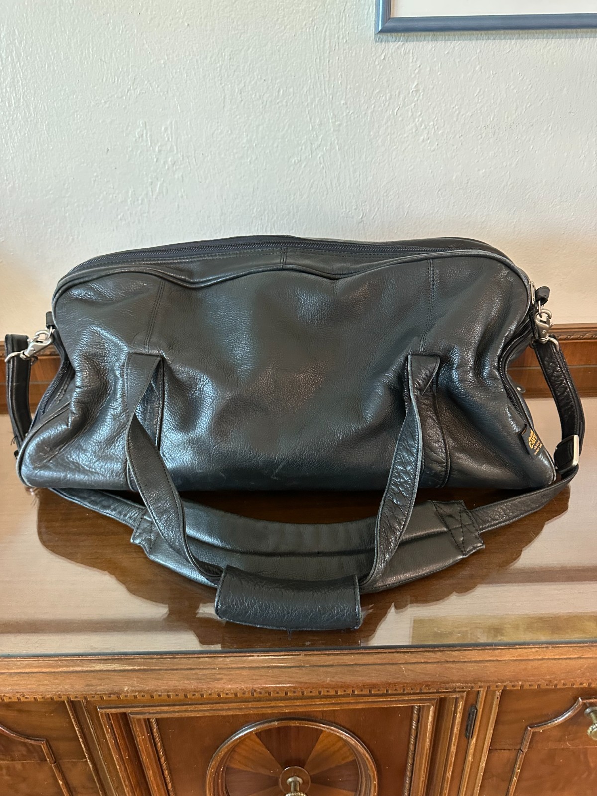 Canyon Outback Cowhide Leather 22” Cabin Duffle/Weekend Black Travel Bag