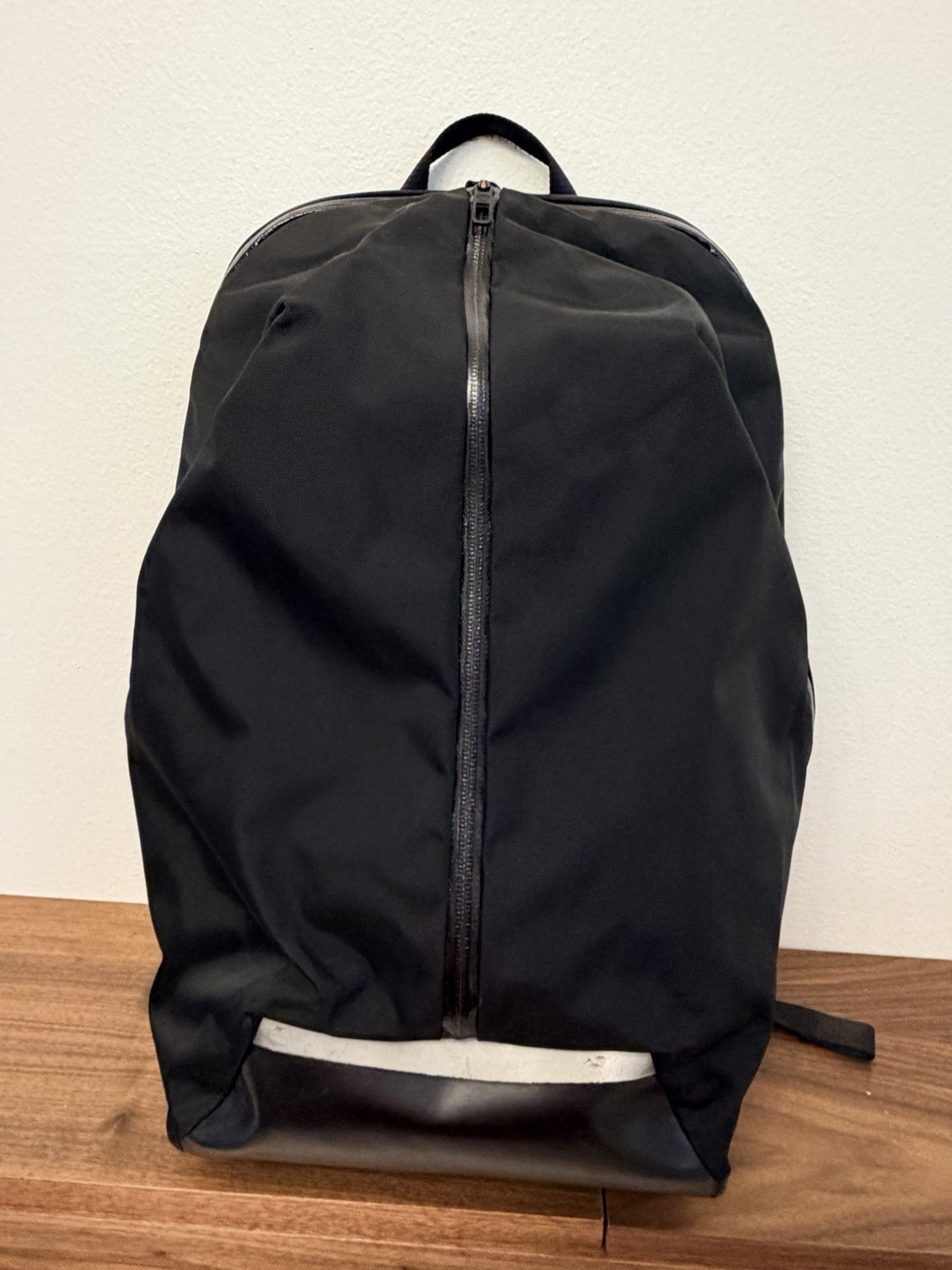 Lululemon Black Backpack Zip Closure Adjustable Strap Multiple Pockets
