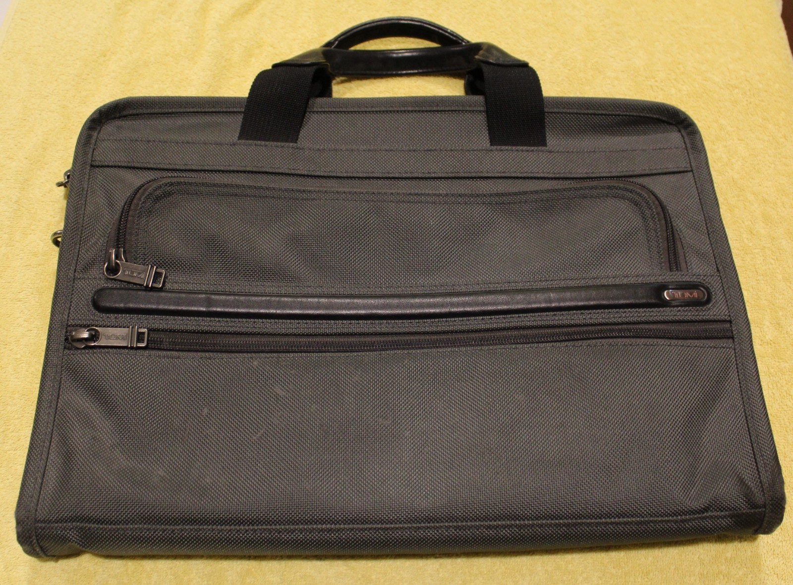 Tumi Dark Gray Nylon & Leather Briefcase/Bag With Sling