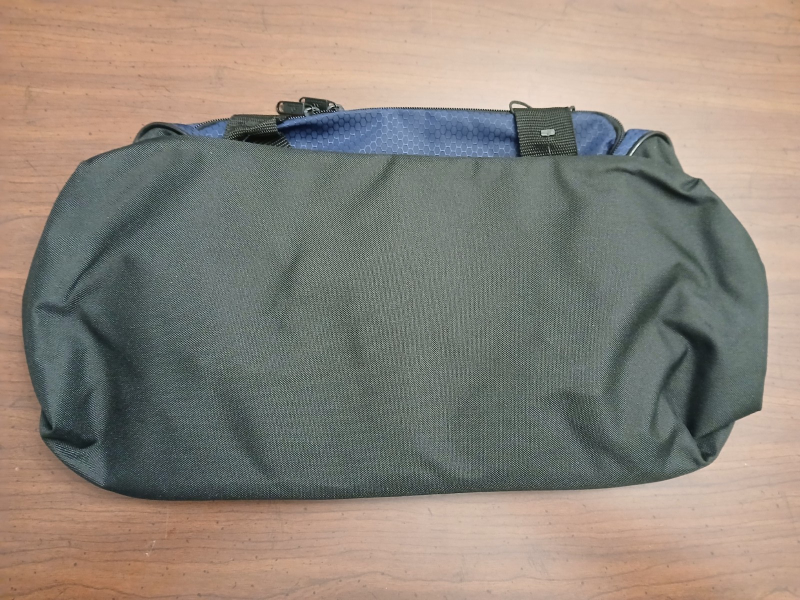 Adidas Diablo Small II Hex Solid Duffel Gym Training Bag 5137353 NWT MSRP $ 30