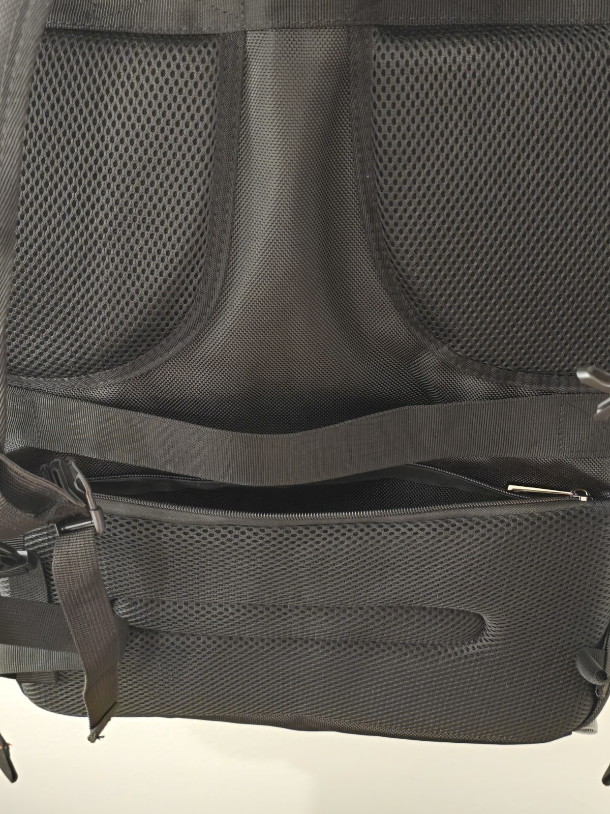 18.4 RFID LAPTOP BACKPACK 55L Extra Large USB Charger Anti-theft Black MOGPLOF