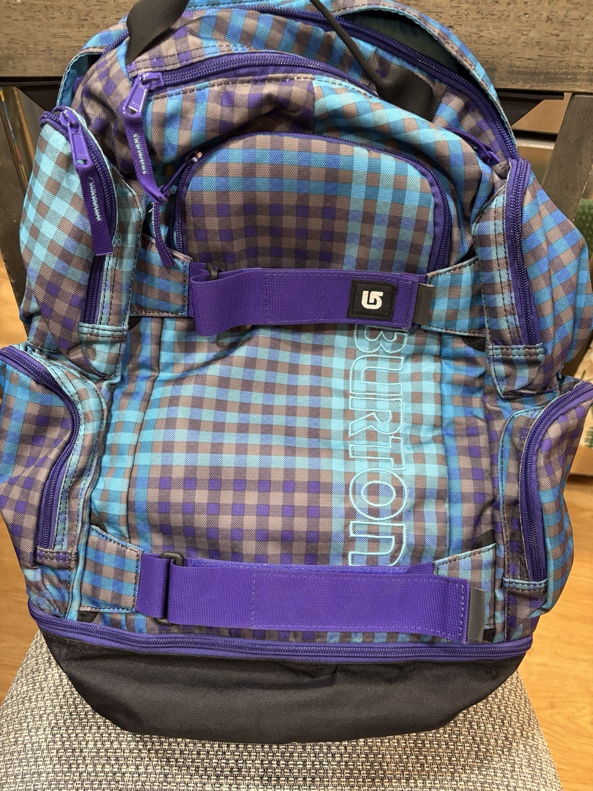 Burton Backpack With Laptop Sleeve And Skate Strap Plaid
