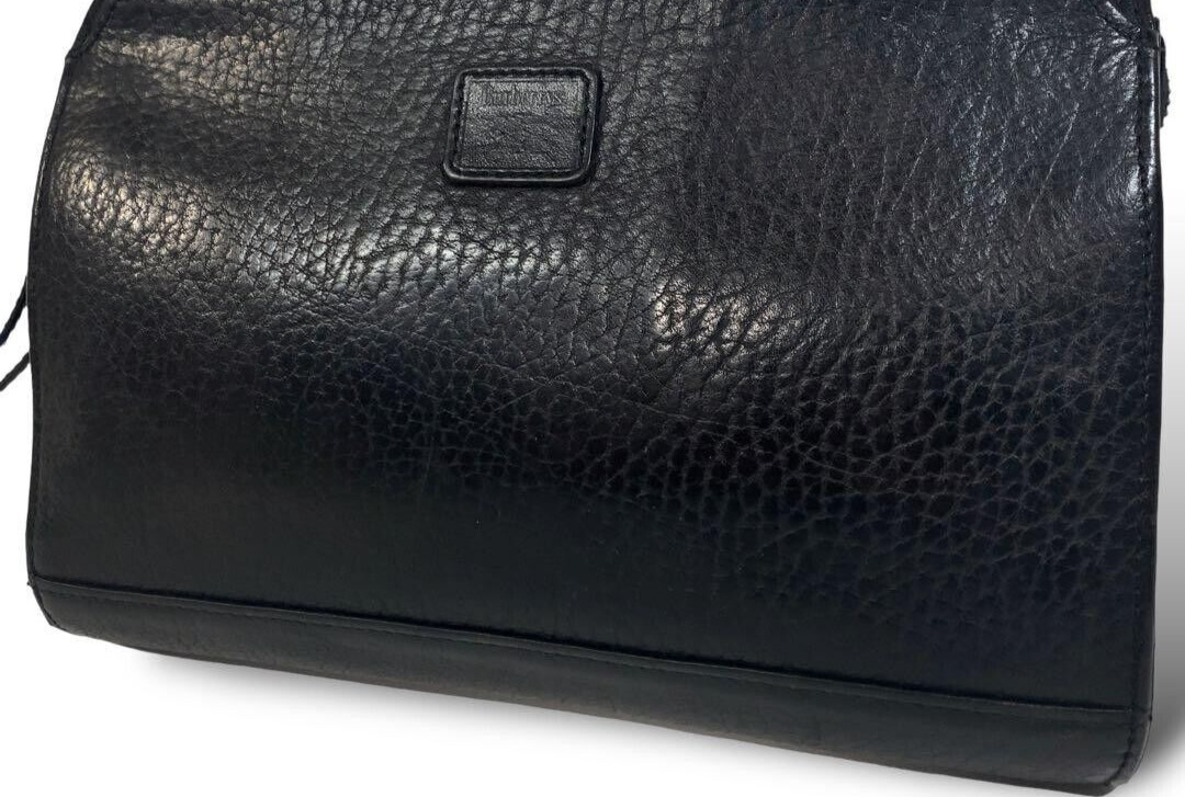 Burberrys leather Clutch Bag logo zipper color Black gold fashion goods Mens