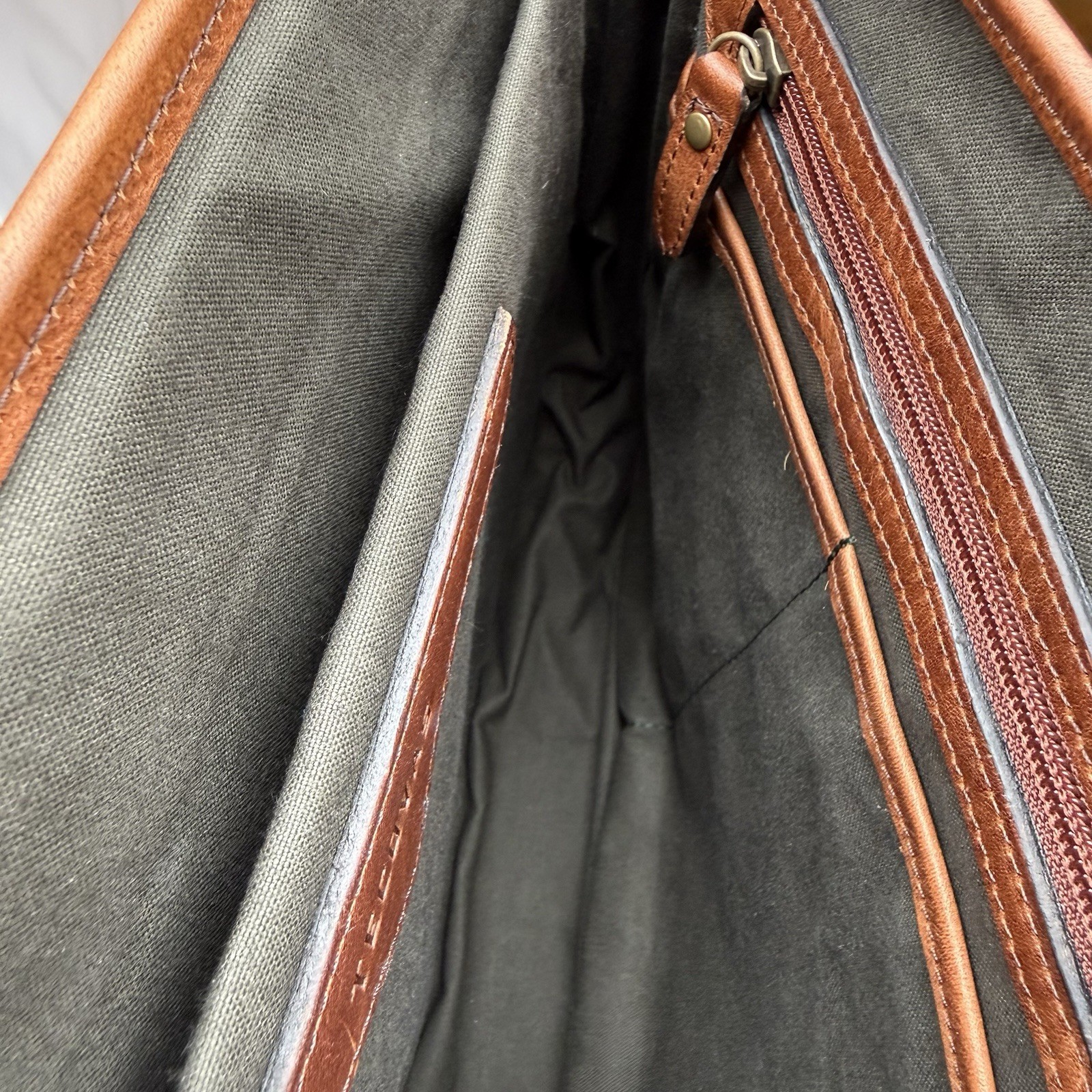 Tecovas Men’s Bartlett Messenger Cognac Brown Cowhide Handmade Leather Bag