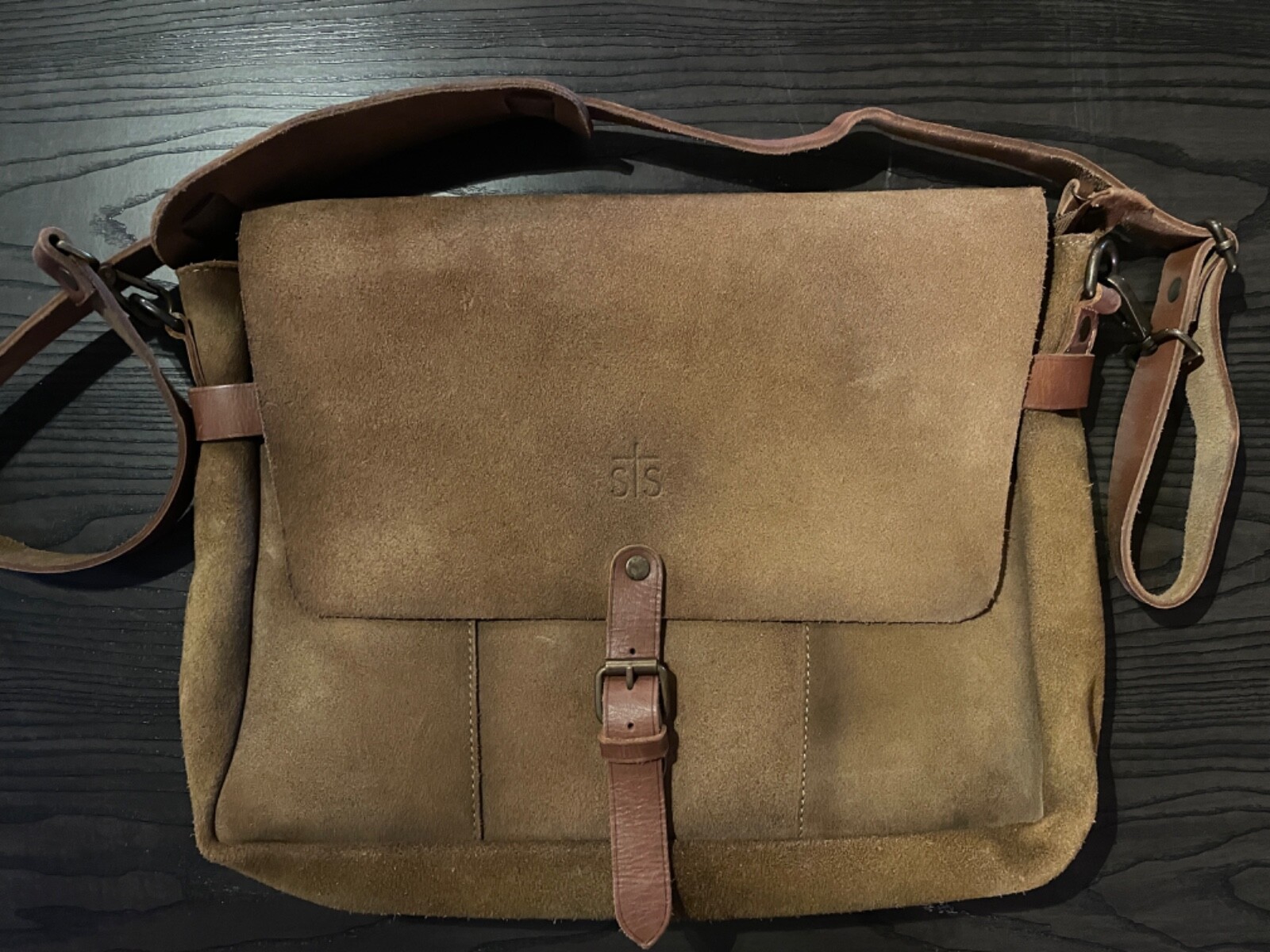 STS Leather Messenger / Laptop Calvary Portfolio Alaska Tough Out