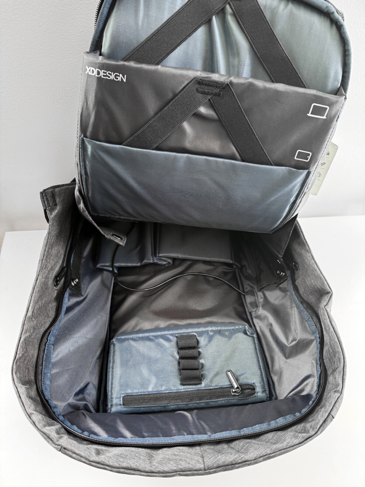 XD Design Bobby Backpack Travel Compact Anti-Theft Tech Multifunctional – Black