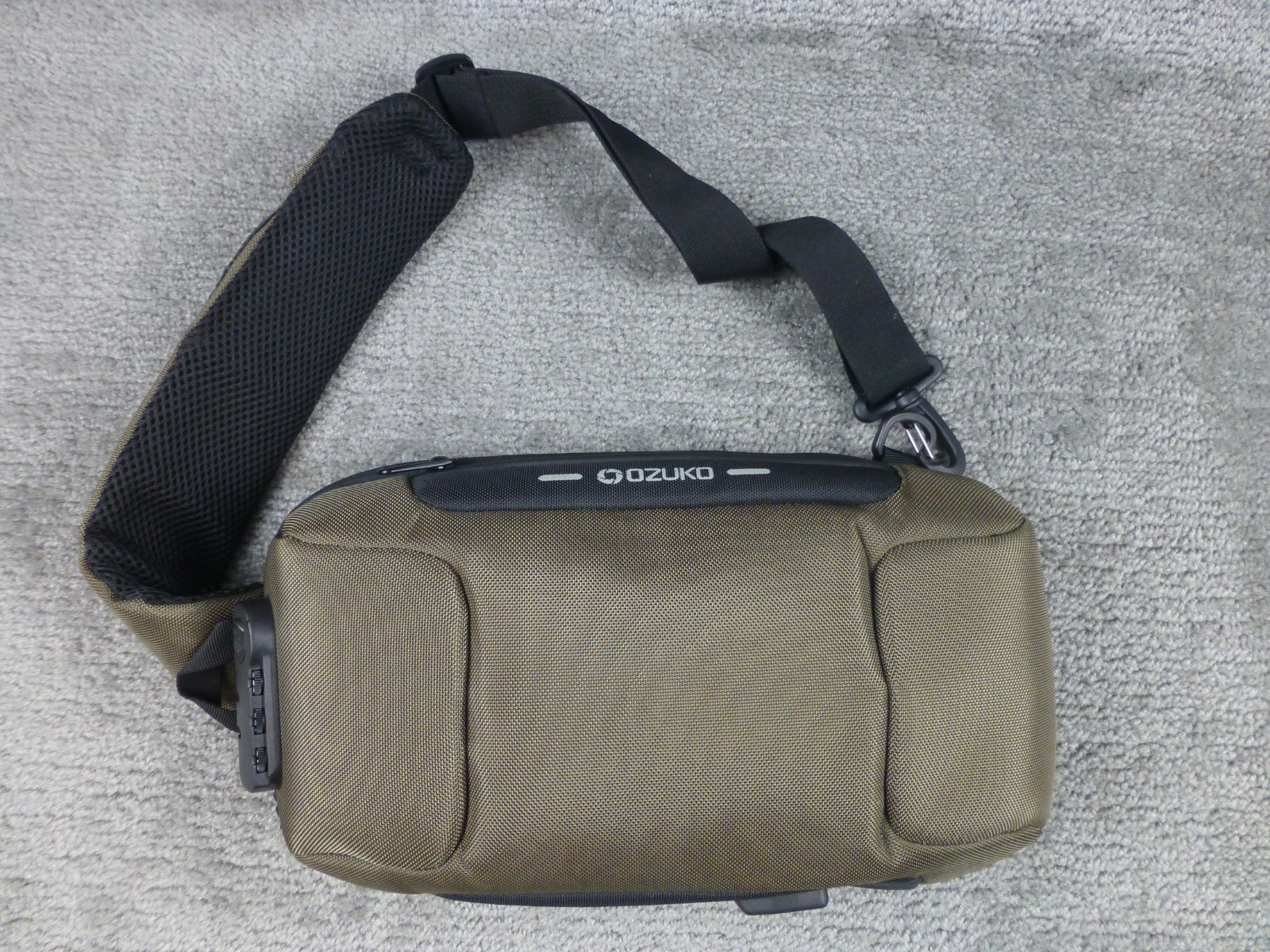 OZUKO Crossbody Men Lockable Shoulder Waterproof Short Trip Sling Bag Brown NWT