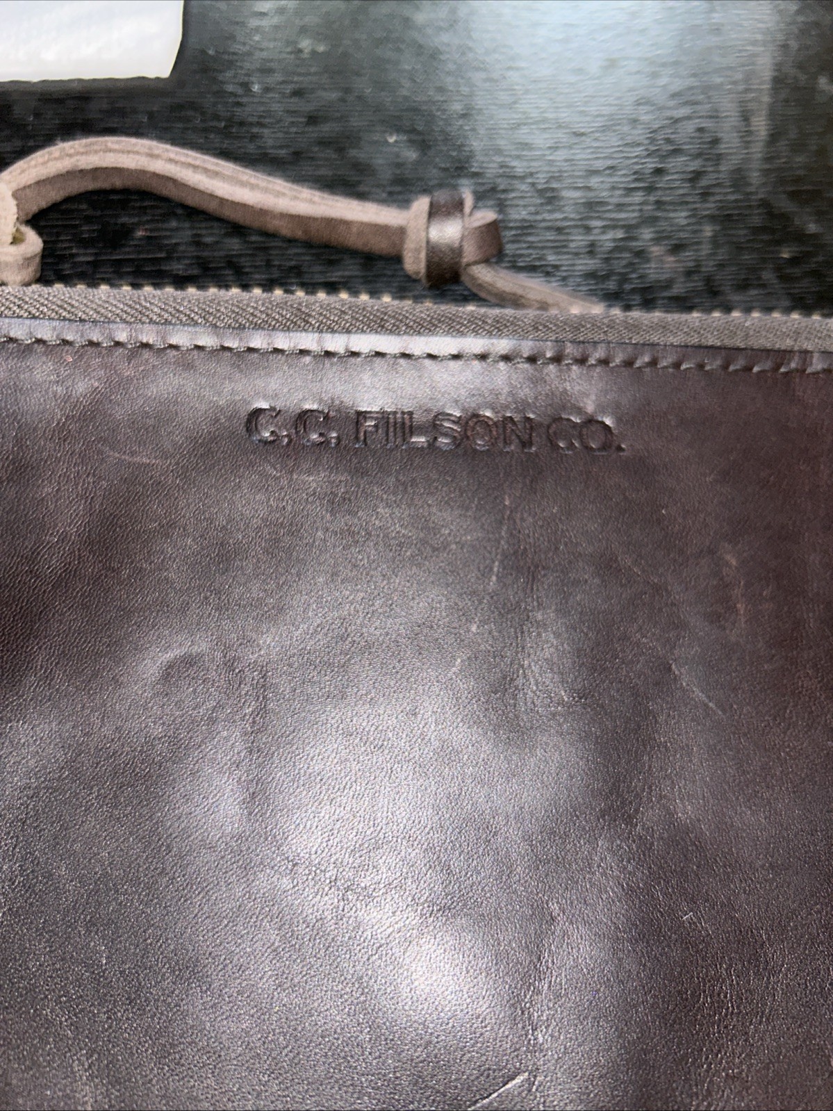 Filson Medium Leather Pouch | Moss | Made in USA | Limited Edition 2018 | Rare